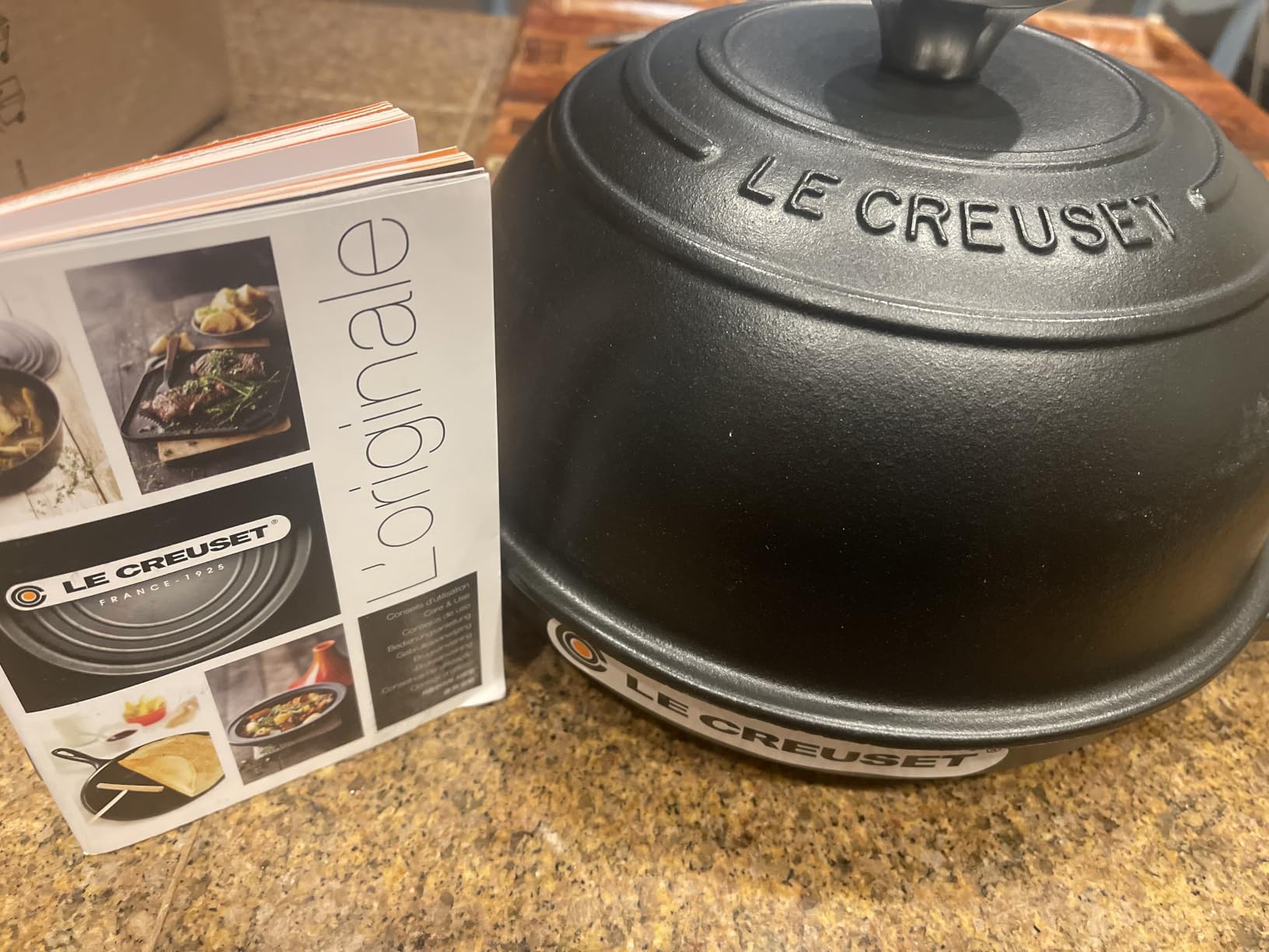 Le Creuset Enameled Cast Iron Signature Round Bread Oven, 9.5 inch, Cerise customer photo 2