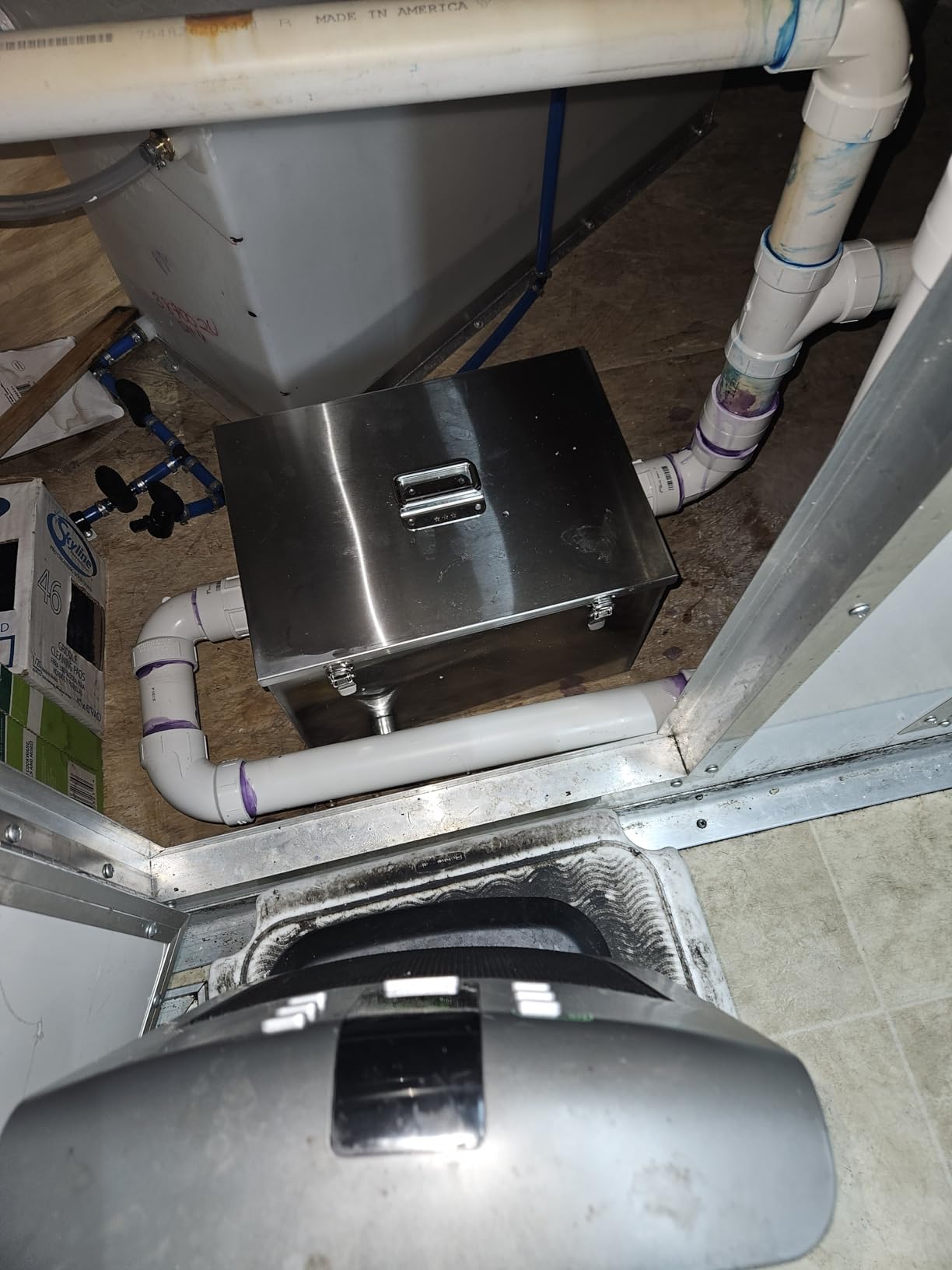 25lbs Commercial Grease Trap, 201 Stainless Steel Under-Sink Interceptor | 13 GPM Flow, 11.8 x 11.1 x 23.6 in, Removable Basket, Helps Trap Fats, Oils & Solids for Home and Restaurants customer photo 2
