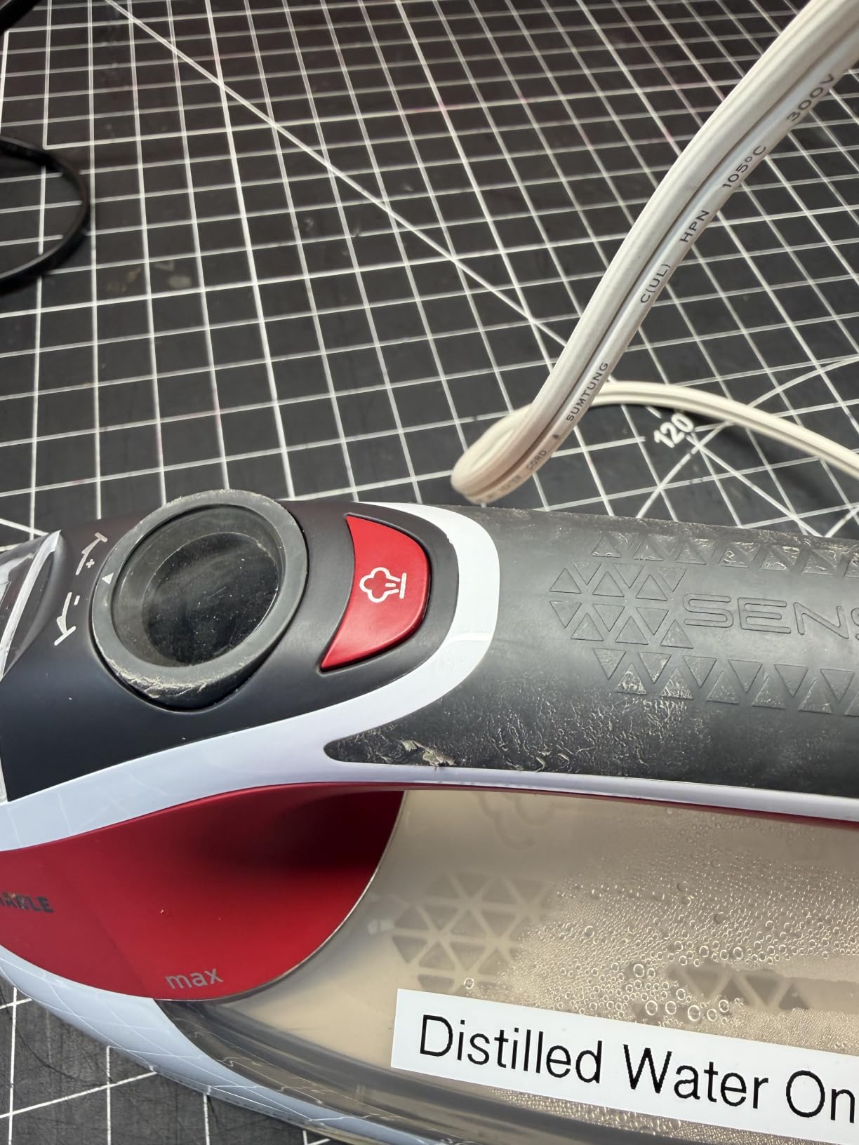 Reliable Velocity 270IR Steam Iron - Auto Control Compact Vapor Generator with Sensor Technology customer photo 2