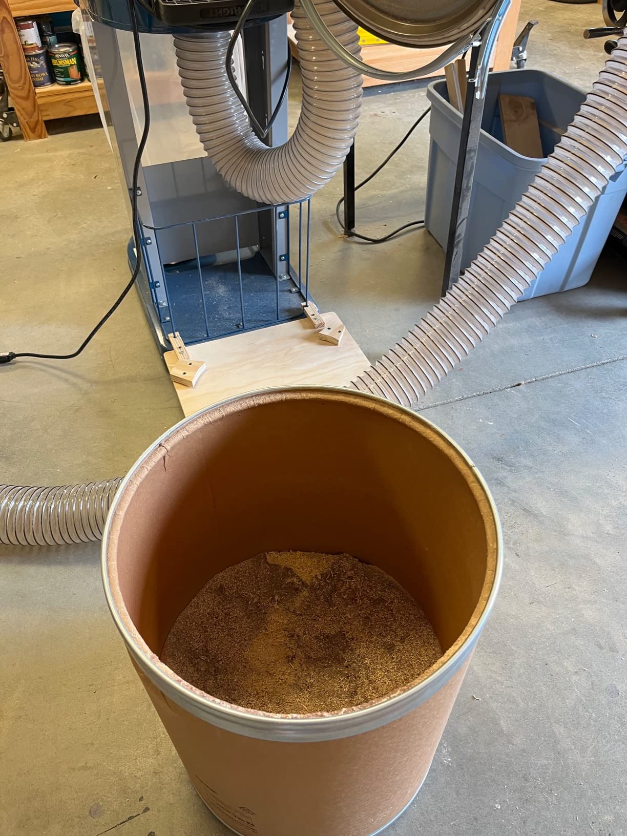 Oneida Air Systems Super Dust Deputy (4/5 Deluxe) | 5 In Inlet and 6 In Outlet with 4 In Reducers, Fiberboard Bin with Quick-Release Latch, Static Dissipative Resin customer photo 2