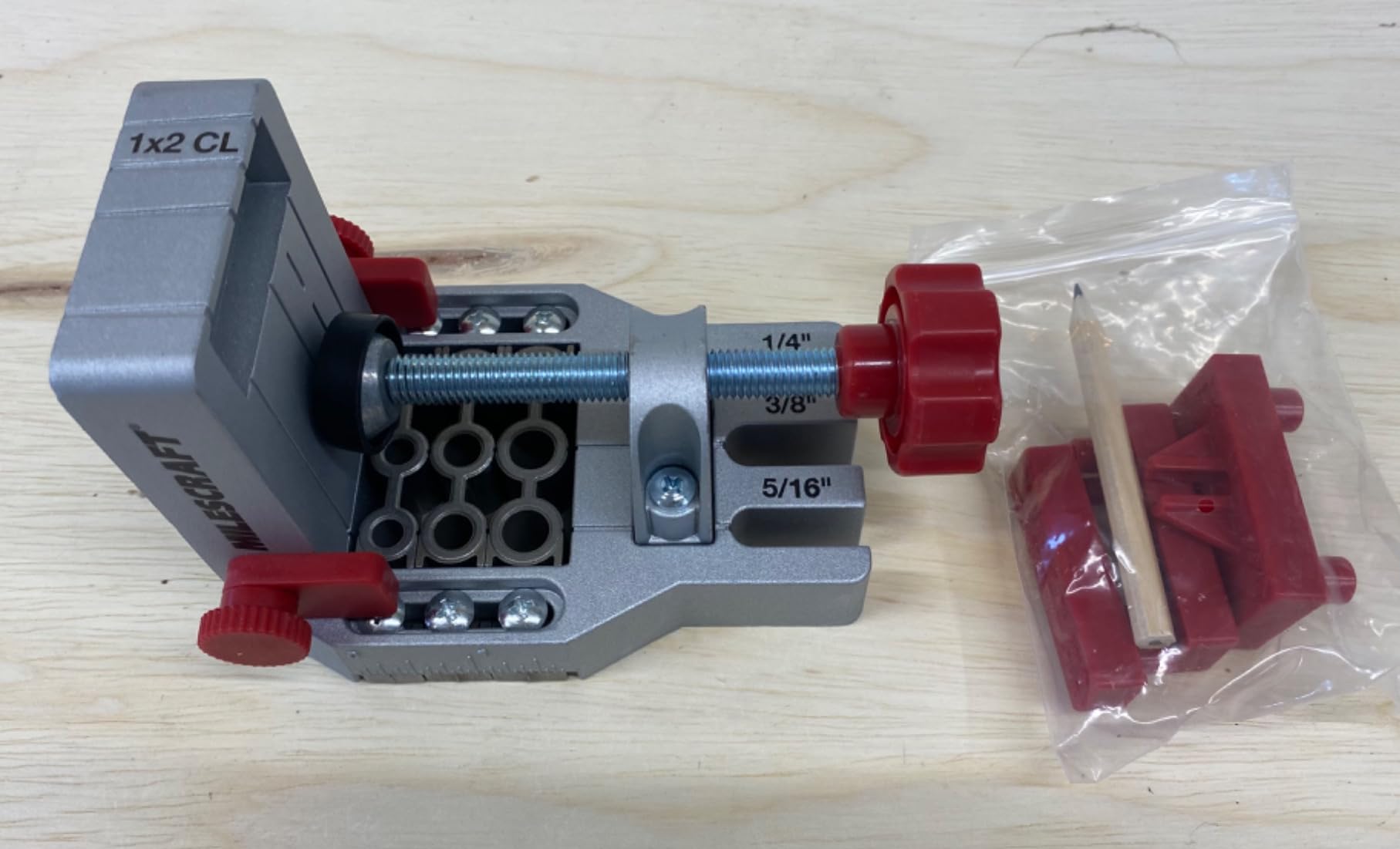 Milescraft 1334 Joint Master - Self-Clamping Aluminum Doweling Jig. Creates Edge, Corner, and Surface Joints. Includes Centering Spacers. For 1/4in, 5/16in, and 3/8in Dowel Pins customer photo 2