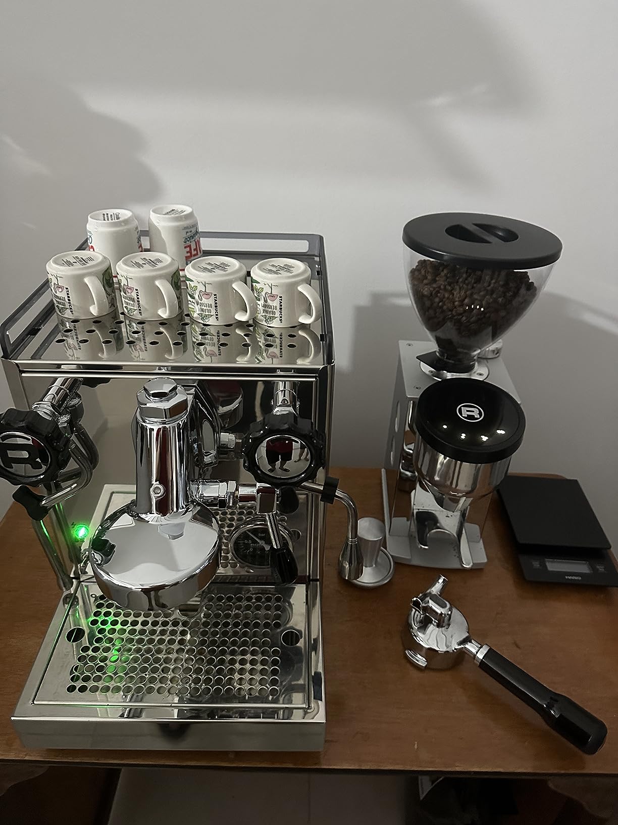Rocket Espresso Appartamento Nera Espresso Machine | E61 | Heat Exchanger | Black/White customer photo 1