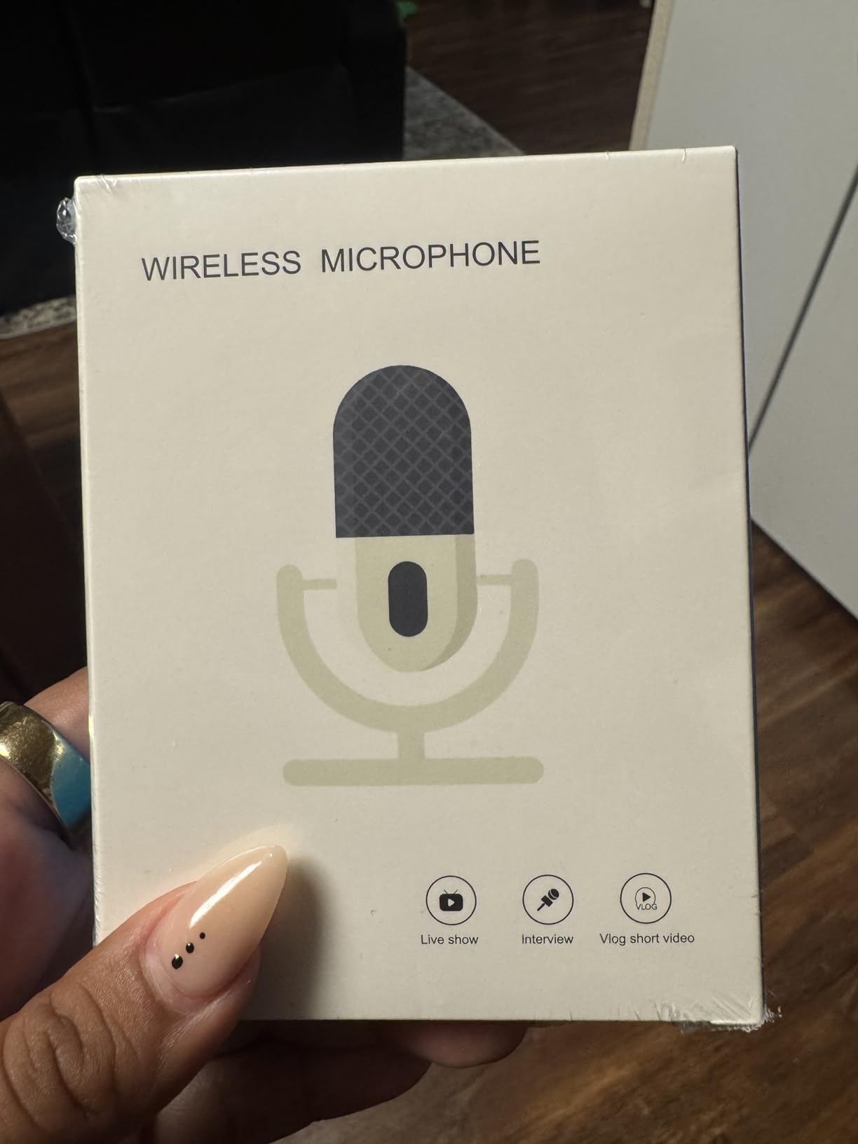 2-Pack Wireless Mini Lavalier Lapel Microphone for iPhone, Android(2 in 1) | Microphone for Content Creators, 65ft Clip on Dual Mics for TikTok, YouTube, Noise Reduction, Clear Voice, 6H Working Time customer photo 1