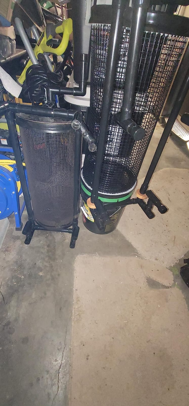 Rolling Garden Sifter with 1/2 in. Heavy Duty Screen and Accessories (1/4 in. Screen, Removeable Top, & Holding Bands) customer photo 2