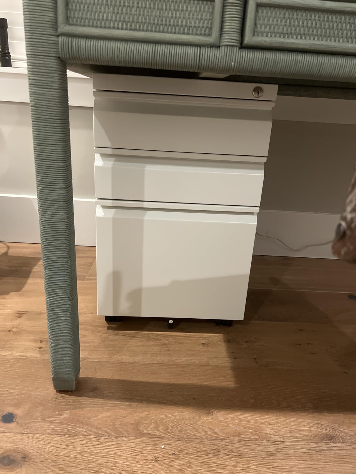 DEVAISE 3 Drawer Mobile File Cabinet with Lock, Metal Filing Cabinet Under Desk for Home Office, Fully Assembled Except Casters, Fits Letter/Legal/A4 Size, Black customer photo 1