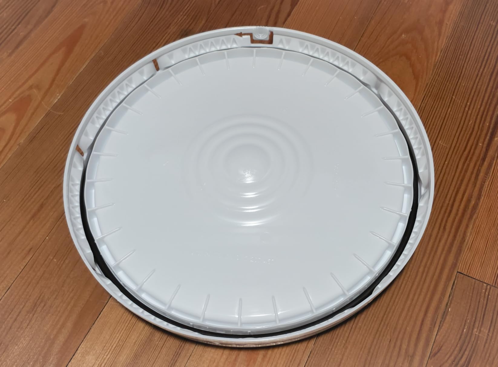 5 Gallon Bucket - Food Grade w/Lid BPA-Free, 1 Pack - White | Airtight Gasketed Tear Strip Lid customer photo 2