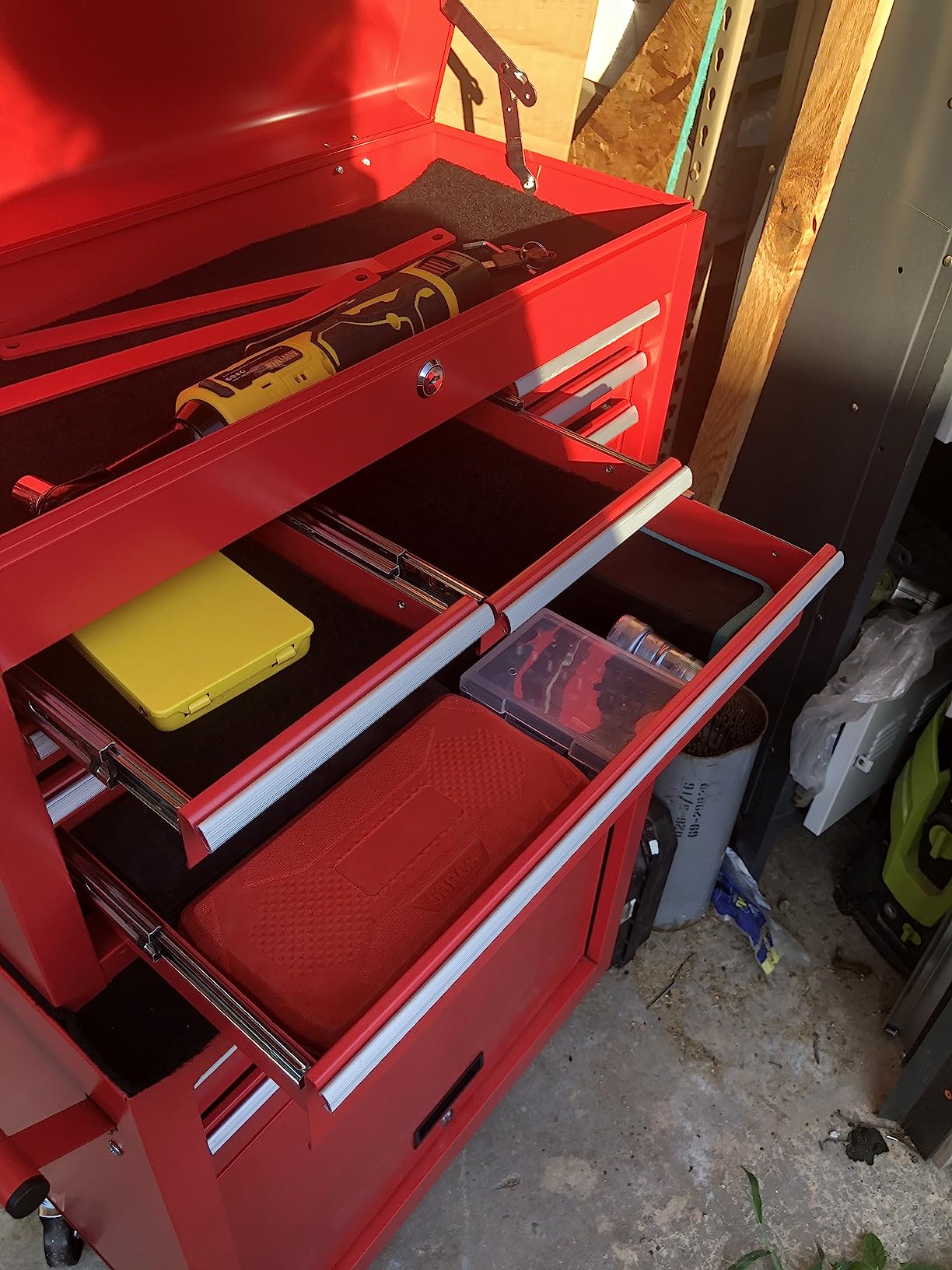 Rolling Tool Chest with Wheels and 8 Drawers, Detachable Large Tool Cabinet with Lock for Garage, Locking Mechanic Tool Cart with Black Liner for Warehouse, Workshop, High Capacity customer photo 1