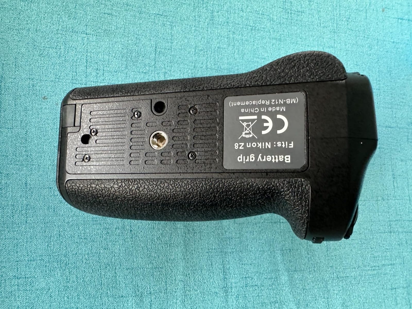 Hersmay BG-R10 Vertical R5/R6 Battery Grip for Canon EOS R5 R5C R6 R6II DSLR Camera, Replace for Canon BG-R10 Battery Holder for Up to Two LP-E6 LP-E6NH LP-E6N Batteries customer photo 2