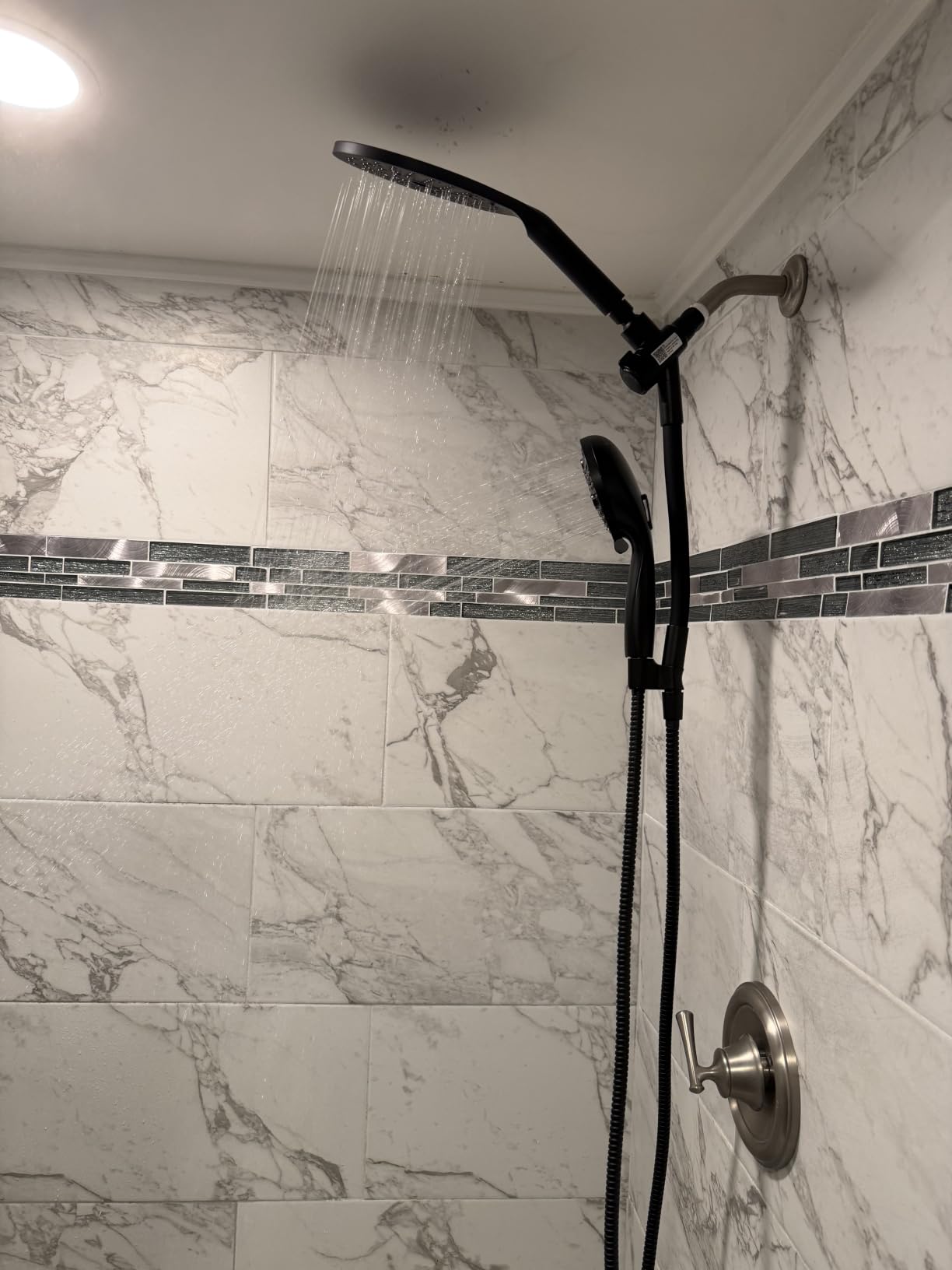 MakeFit Dual Handheld Shower Head Combo, 2-in-1 Rain Shower Heads System 8 Inch Rainfall Shower Head and 10 Modes High Pressure Hand Held Showerhead with Built-in Power Wash customer photo 2
