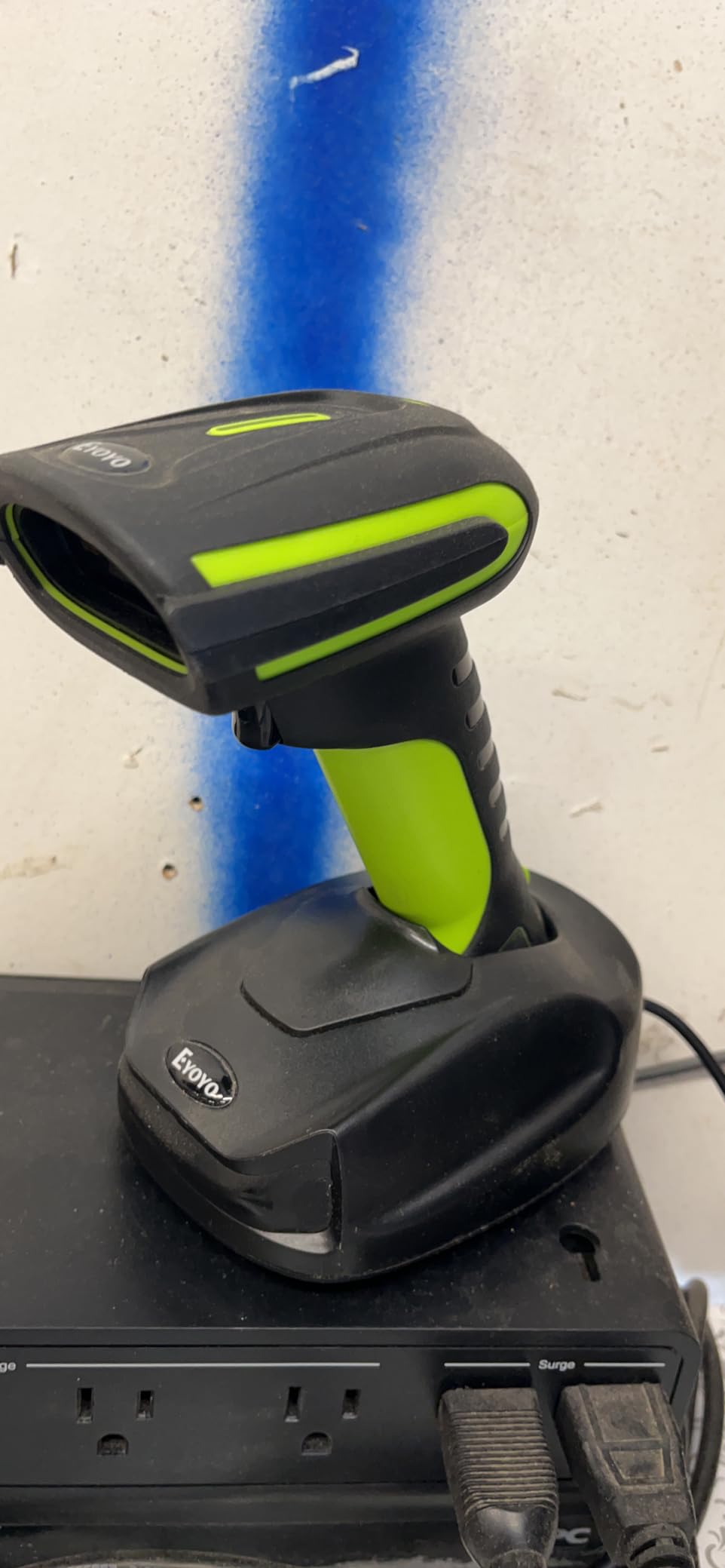 Eyoyo 2D QR Industrial Barcode Scanner with Wireless Charging Stand, Rugged Heavy Duty & IP65 Waterproof, 3-in-1 Bluetooth & Wireless & USB customer photo 1