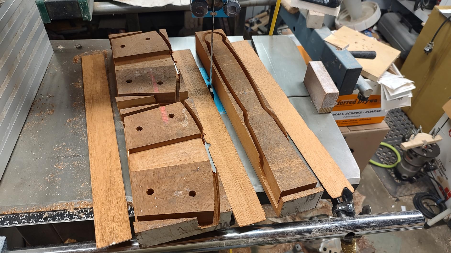 Shaper Origin Handheld CNC Router - CNC Level Precision Cutting - Portable - Inlays, Custom Joinery, Engraving, Lettering, Fine Woodworking customer photo 1