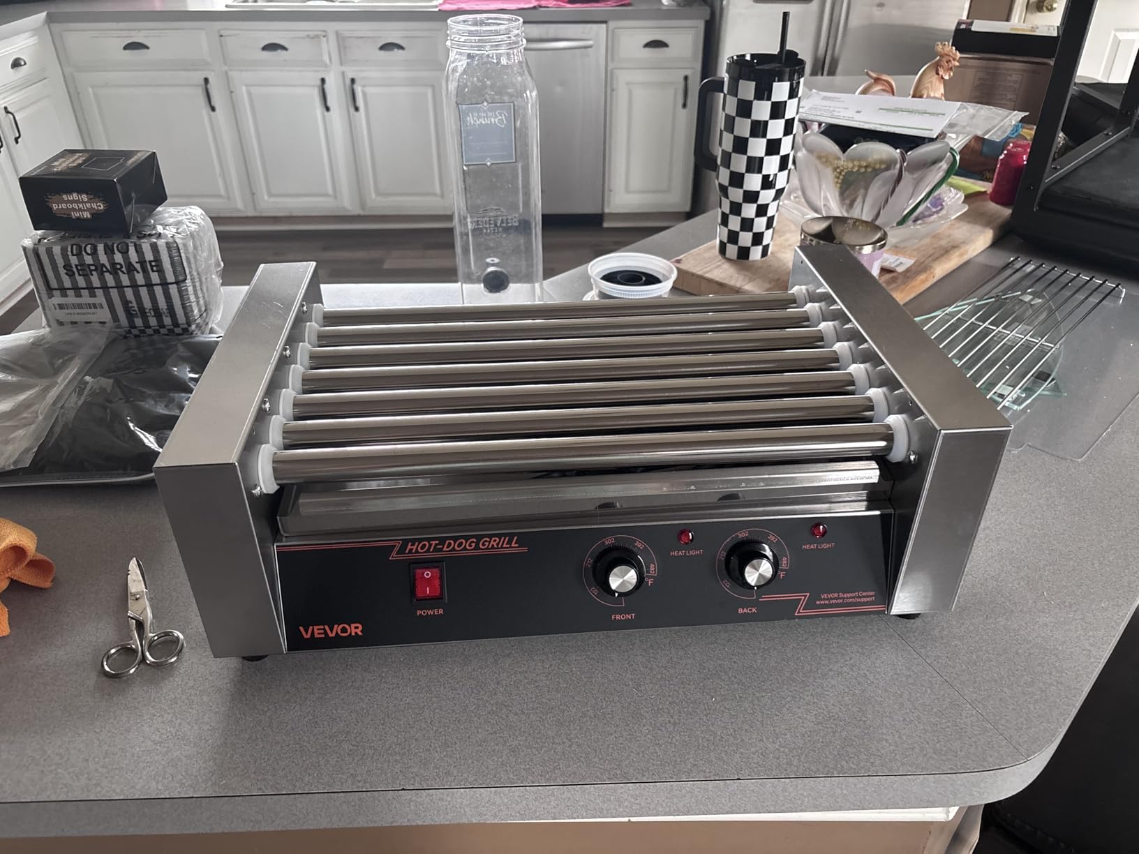 VEVOR Hot Dog Roller 7 Rollers 18 Hot Dogs Capacity 1050W Stainless Sausage Grill Cooker Machine with Dual Temp Control Glass Hood Acrylic Cover Bun Warmer Shelf Removable Oil Drip Tray, ETL Certified customer photo 2