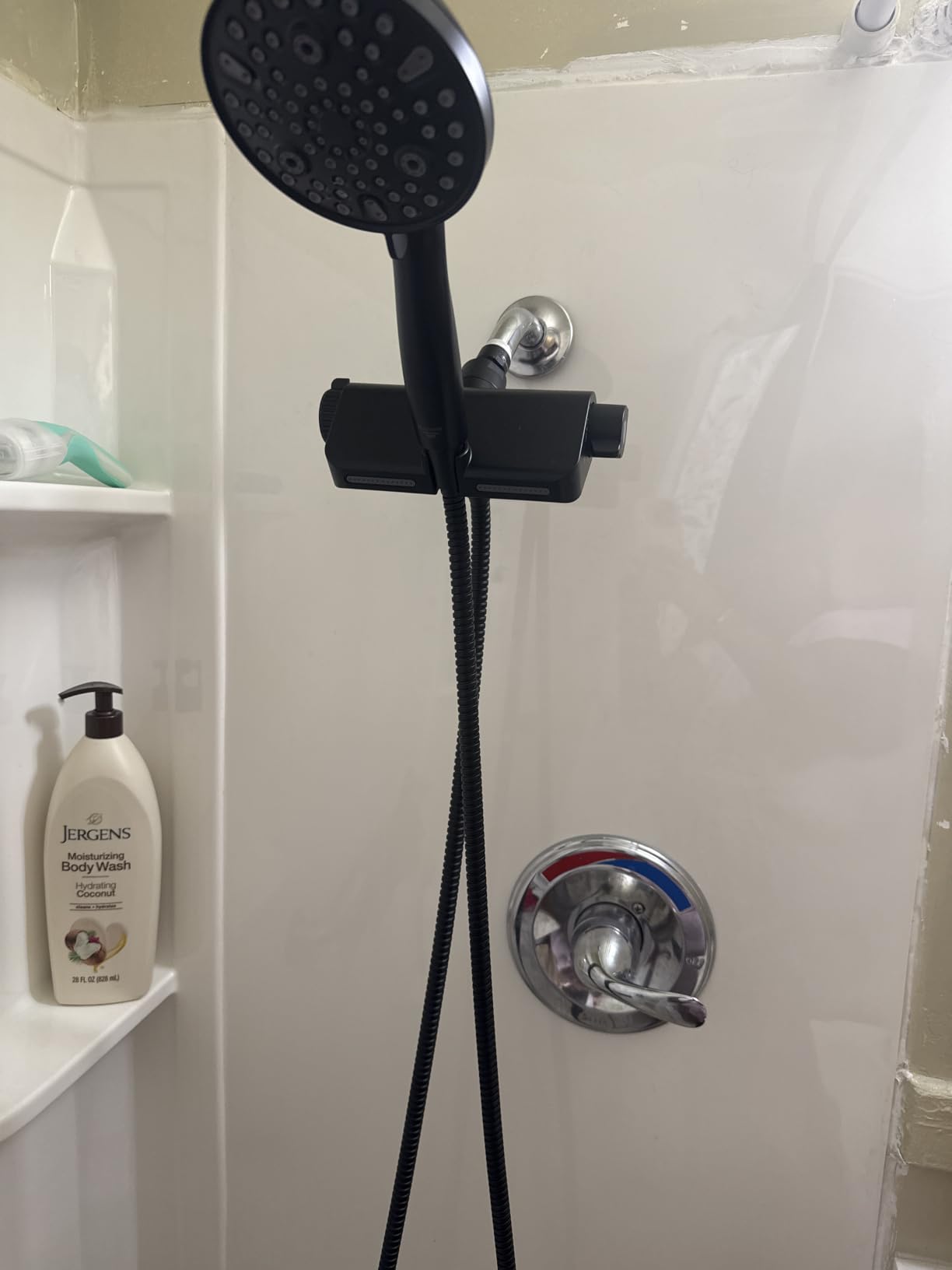 MakeFit Filtered Shower Head with Handheld Combo Matte Black - Dual 2-in-1 Spa System with Massage Shower and 10 Modes Hand Held Shower, High Pressure with Built in Power Wash Mode customer photo 2