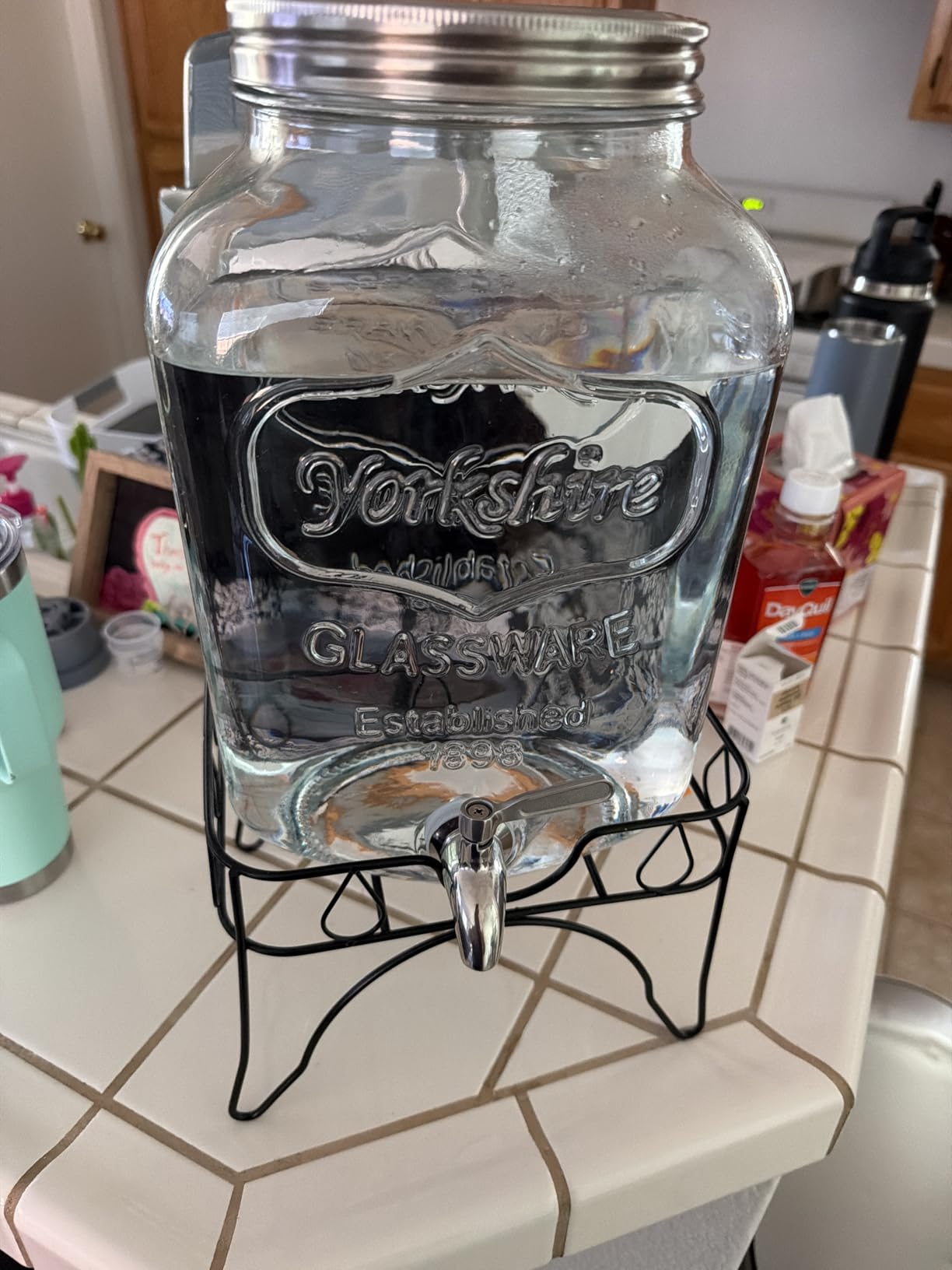 2 Gallon Glass Beverage Dispenser with Stand and Lid, 18/8 Stainless Steel Spigot - Glass Drink Dispensers for Parties - Mason Jar Drink Dispensers with Lids customer photo 1