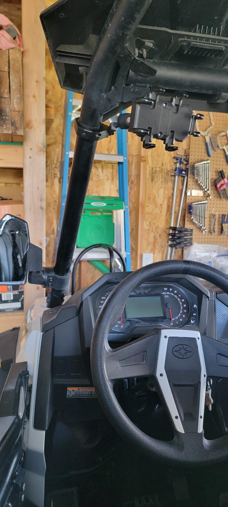 ZIDIYORUO Anti-Shake UTV Phone Mount Holder with Vibration Dampener customer photo 1