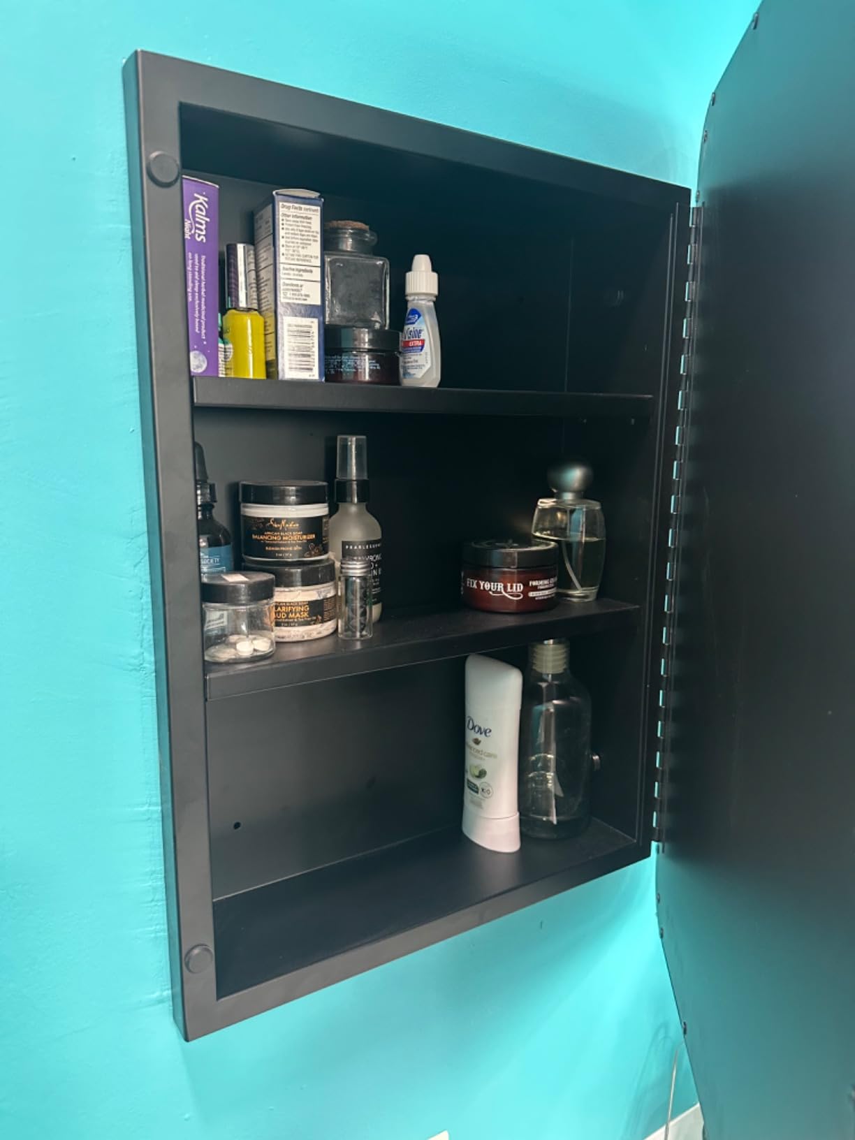 Keonjinn 24 x 32 Inch Black Recessed Medicine Cabinets, Bathroom Mirrored Medicine Cabinet, Black Stainless Steel Framed, Adjustable Shelves, in Wall or Surface Mount, Sturdy & Heavy, Farmhouse customer photo 2