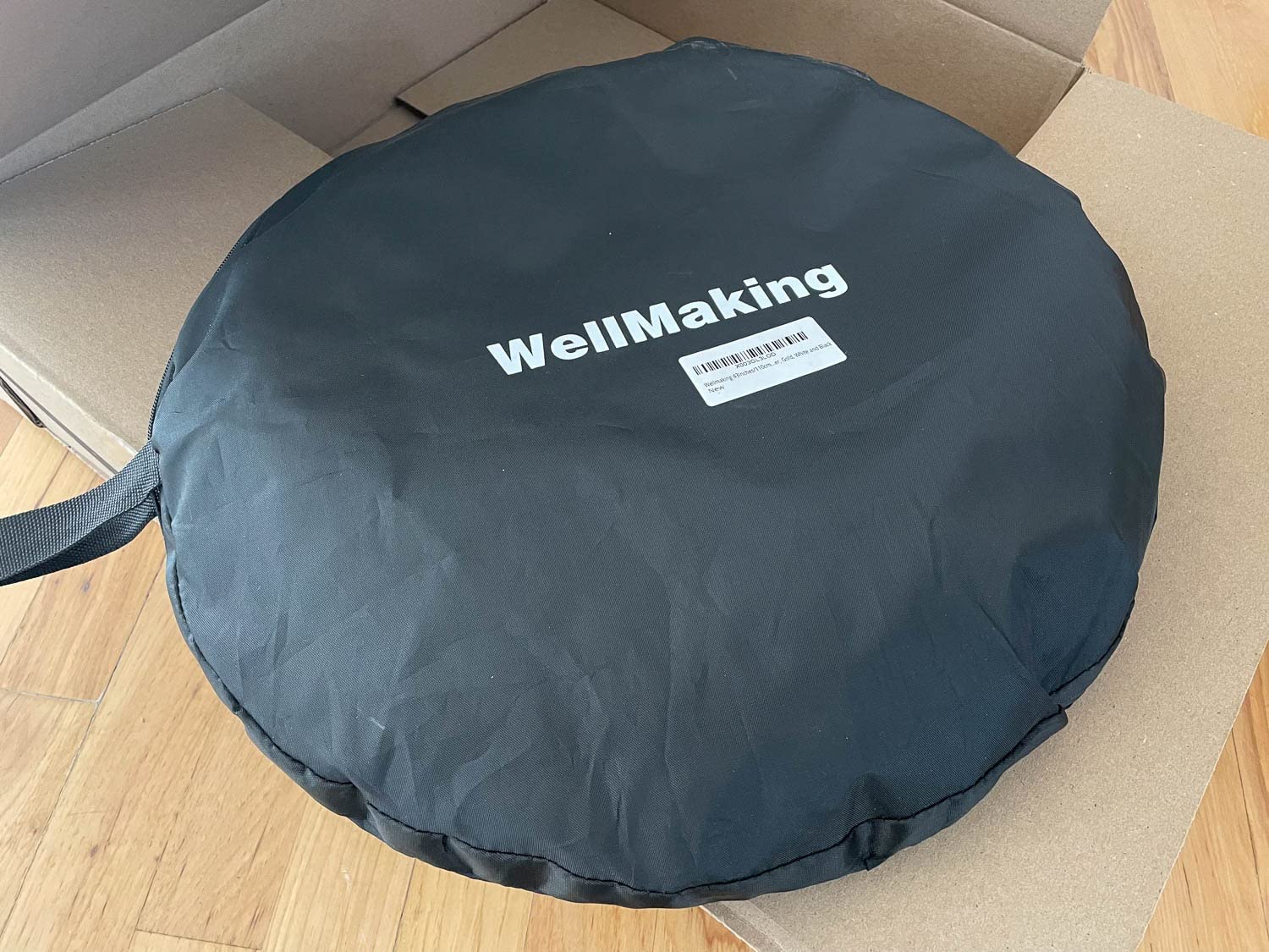 WELLMAKING 32'' Reflector Photography with Tilt Adapter for Studio Outdoor | 80cm Light Reflector 5in1, Two 1/4