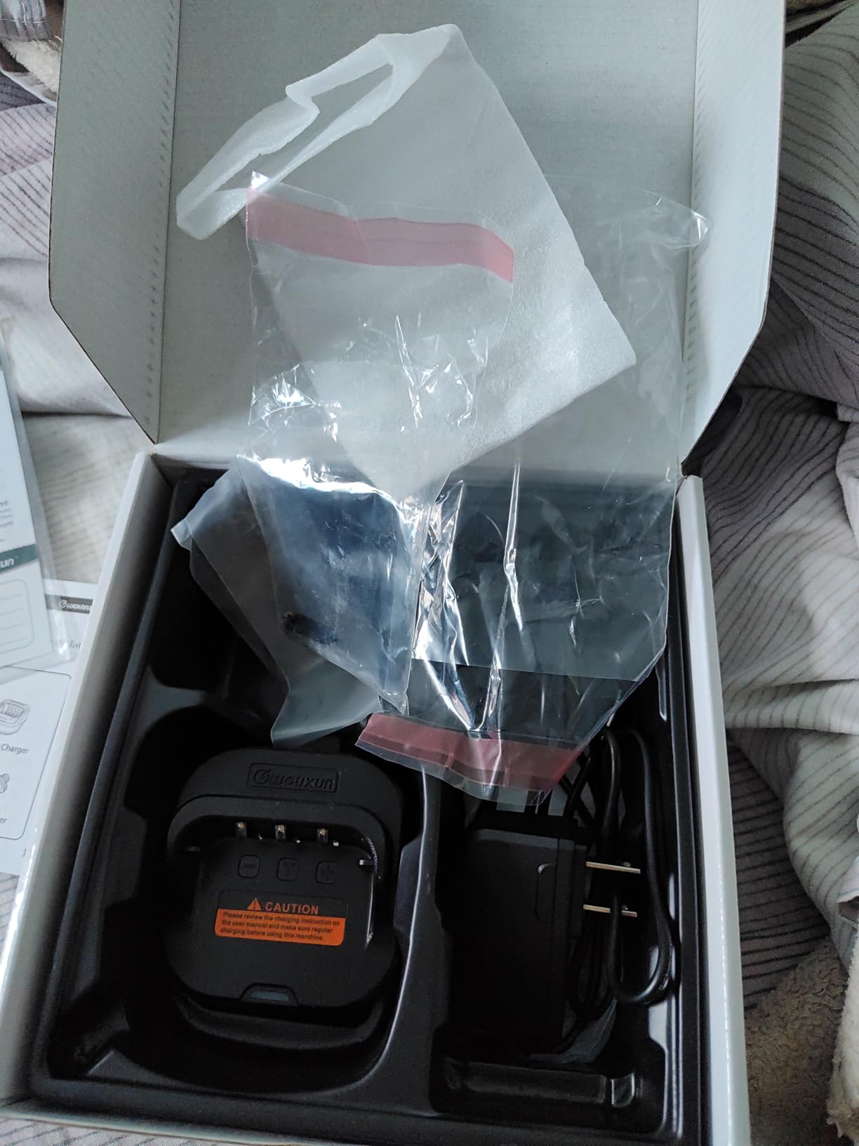 Wouxun KG-S74A Compact Waterproof VHF Aviation Radio with USB-C Charging customer photo 1