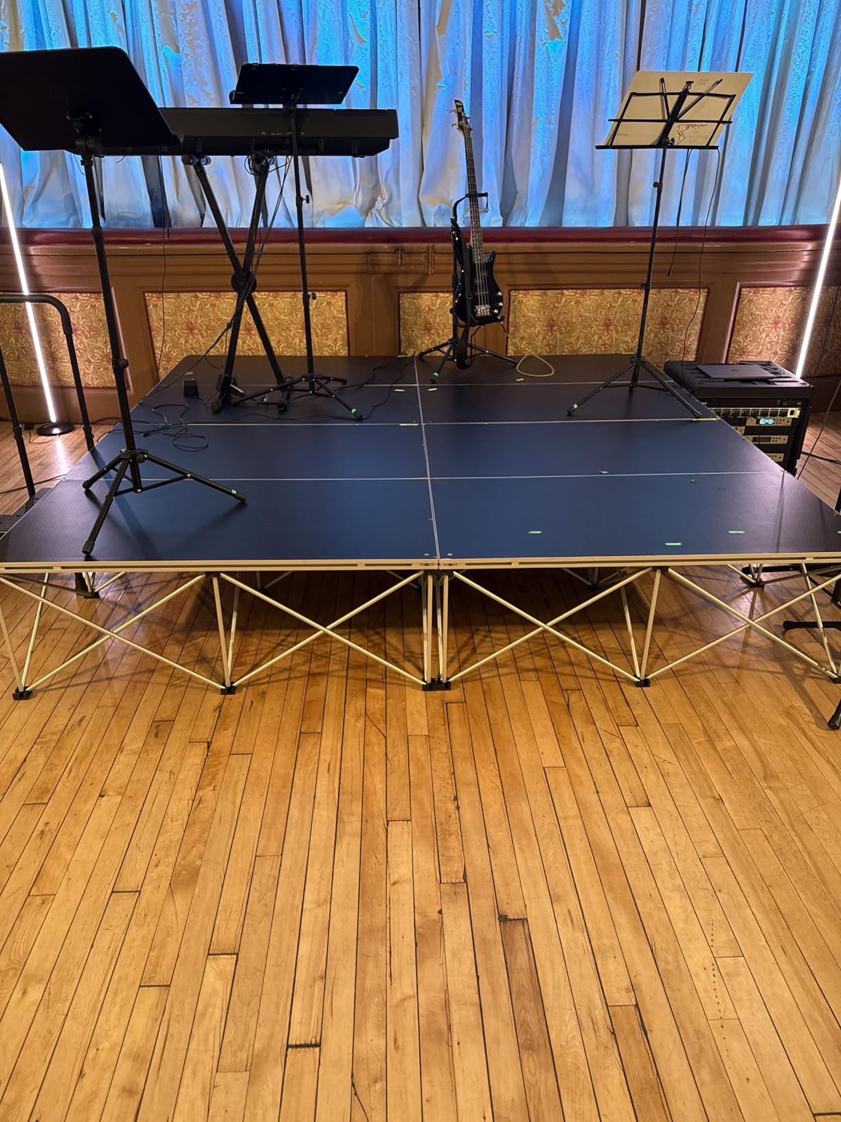Tetra-Teknica PSR-16 4'x4' Folding Portable Stage Platform Modular Unit with 16