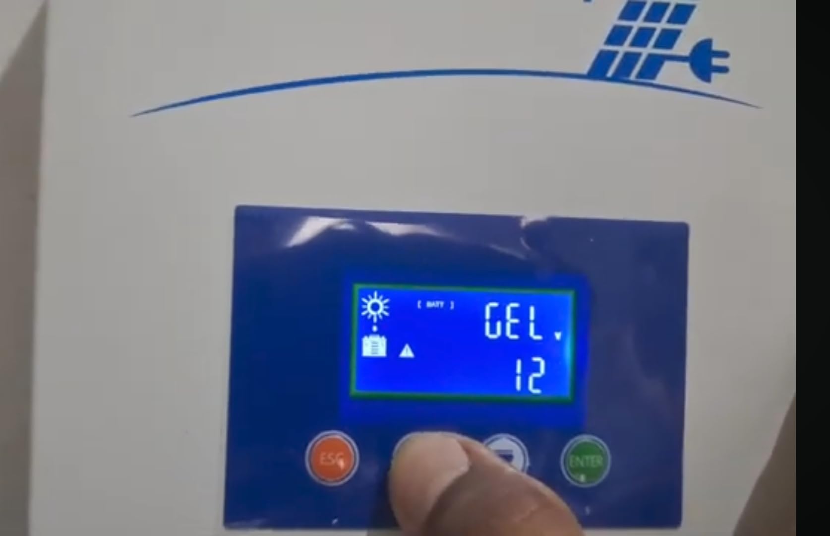 POWLAND 60A MPPT Solar Charge Controller, 12V/24V/36V/48V Auto, Max Input 150V LCD Display Regulator Intelligent Charge Controller for Sealed Gel AGM Flooded Lithium Battery customer photo 1