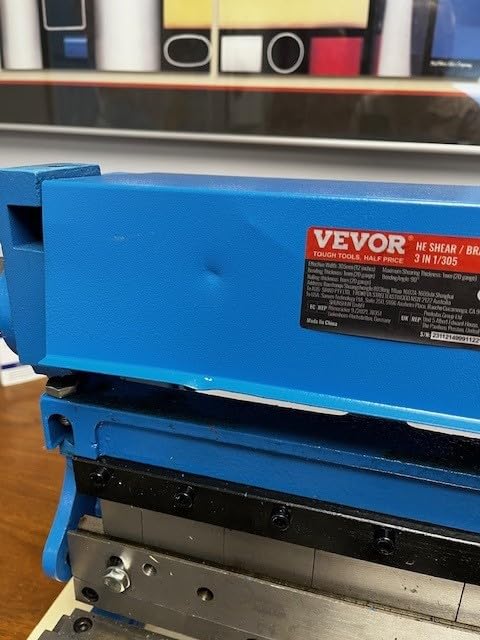 VEVOR Sheet Metal Brake, 12-inch, 3-In-1 Combination Shear Brake Roll Machine, 20-Gauge Capacity Shear Press Brake with 90 Degree Max Bending Angle, Shears and Slip Roll Machine for Shear Bending Rolling customer photo 1