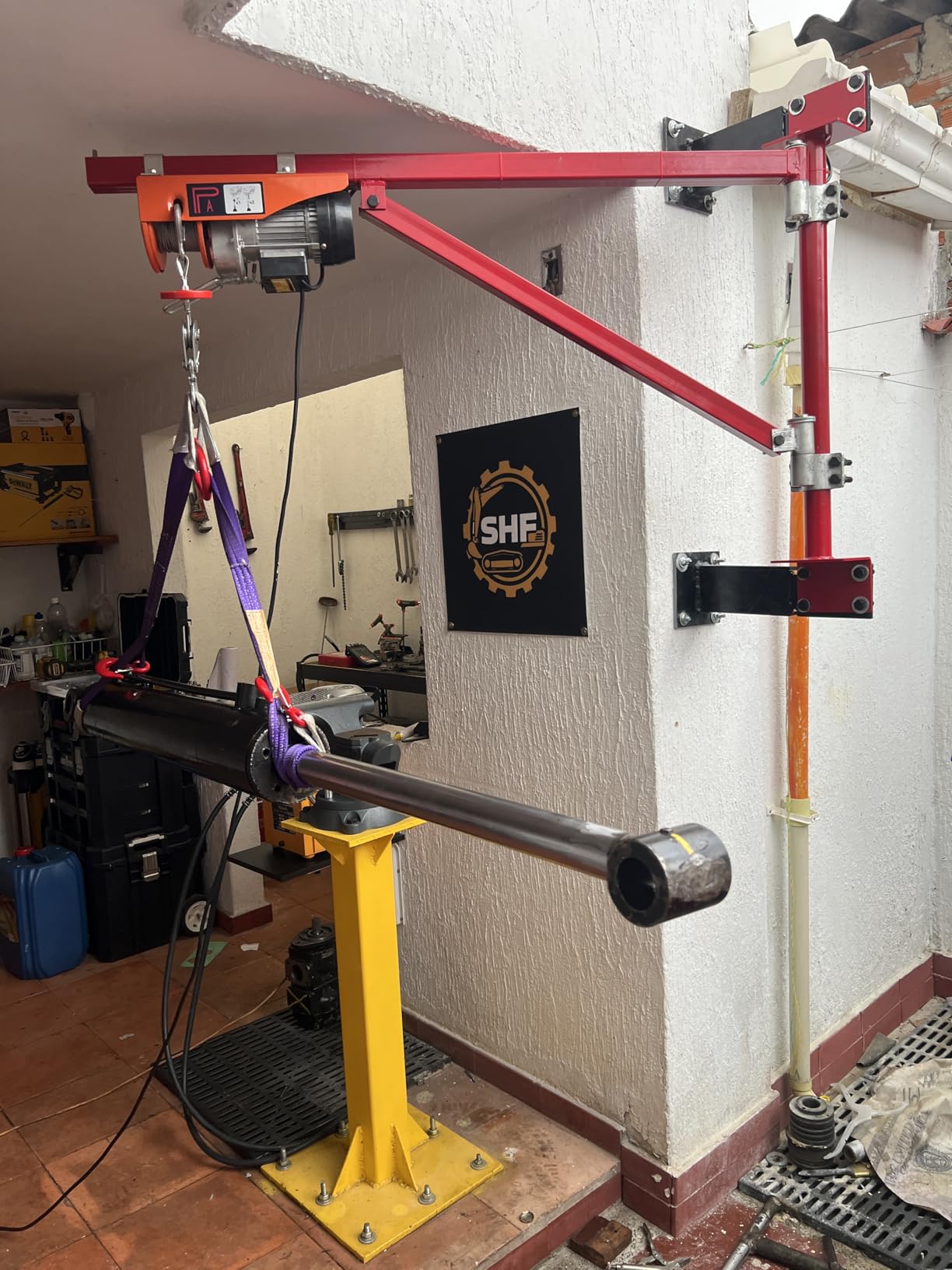 660lb Wall Mount Jib Crane - Heavy Duty Steel Construction, 180° Rotation, 47