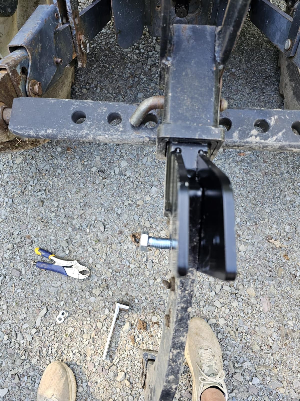 Hitch Mounted Trencher Fits 3 Point Hitch, Heavy Duty Subsoiler, Hitch Lawn Ripper for ATV/UTV Tractor, Updated Adjustable 16