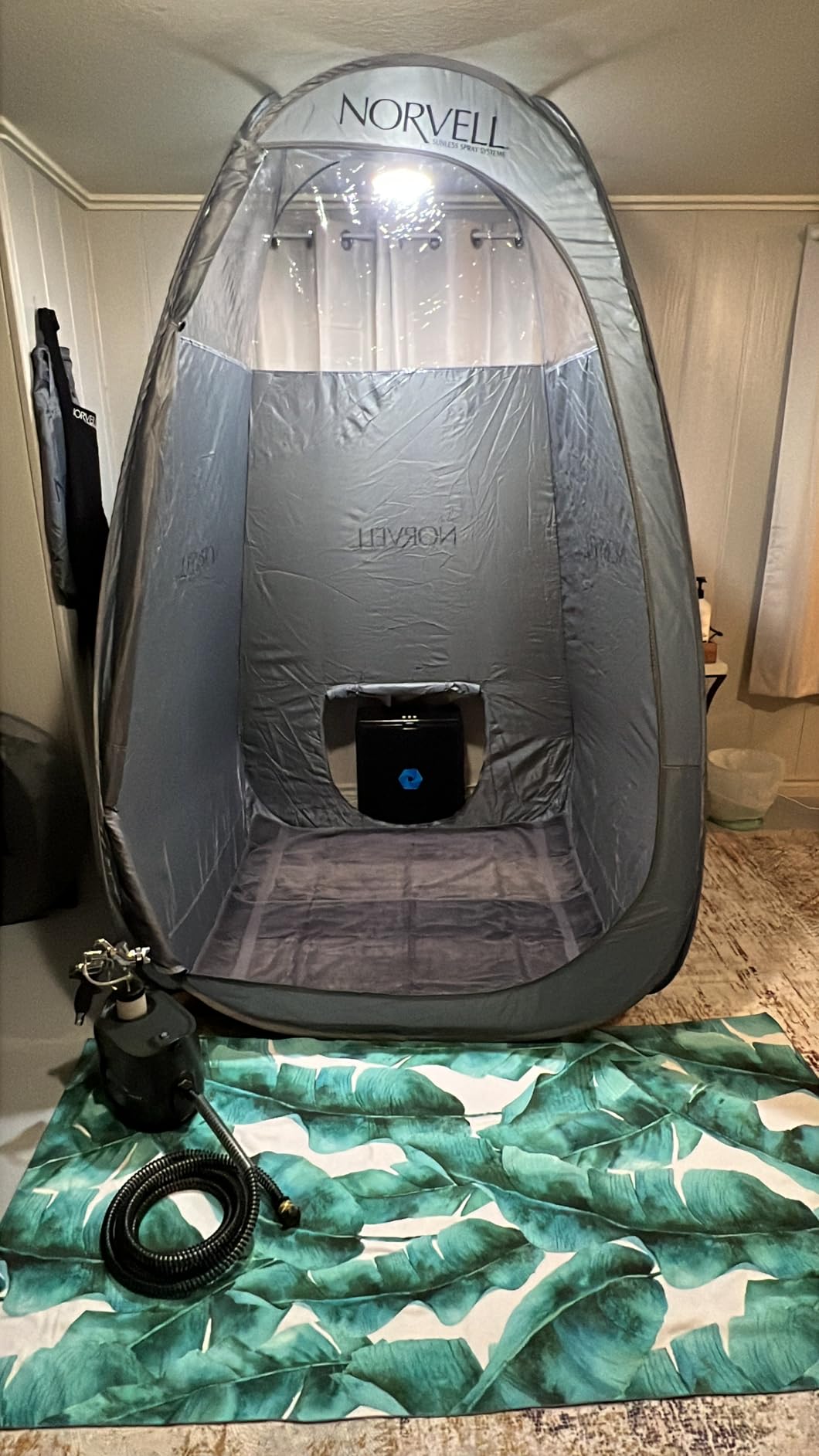 Norvell Portable Pop Up Tent for Professional Tanning with Carrying Bag | Extra Large Spray Tan Tent, Mobile Spray Room, Carrying Bag & Easy Clean Floor customer photo 2