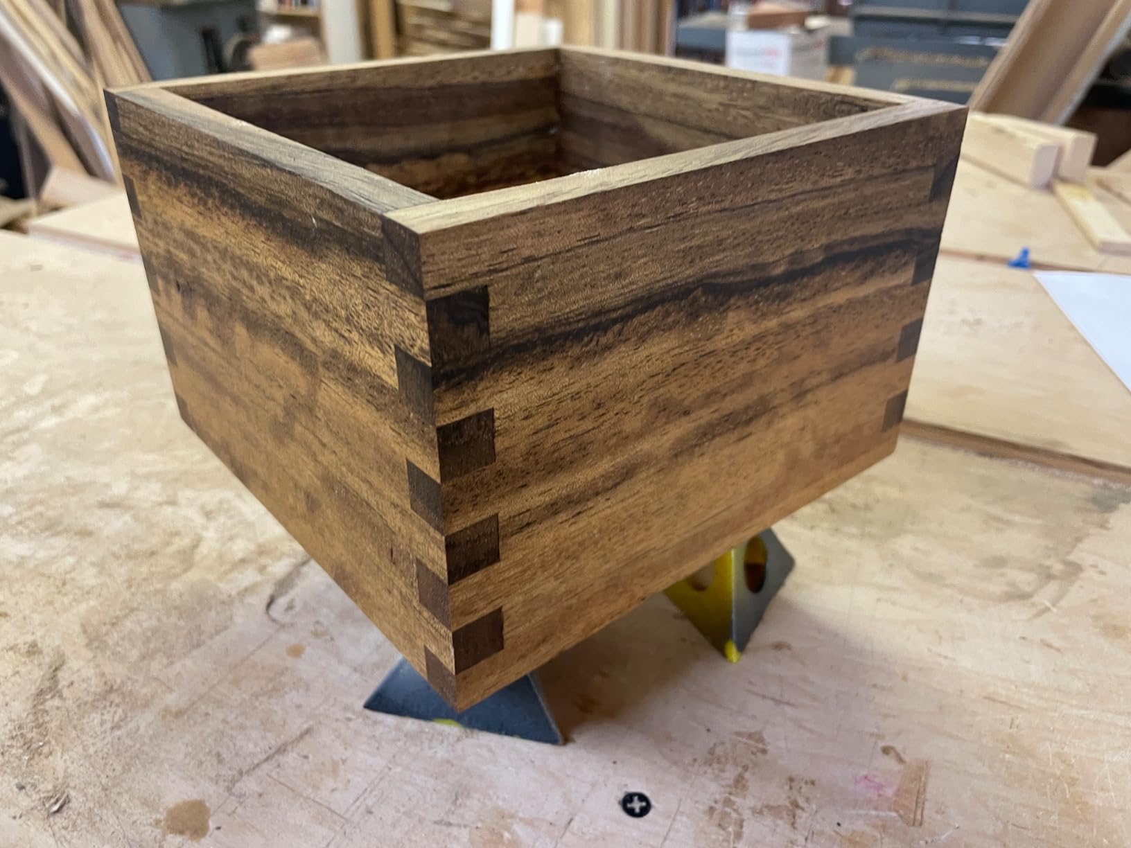 POWERTEC Adjustable Box Joints Jig for Table Saws and Router Tables (71759) customer photo 1