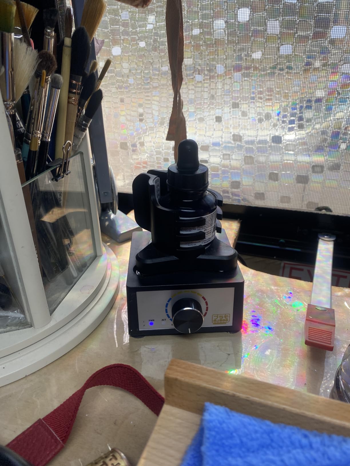 Mini Vortex Mixer, DIY/Gundam Model Paint Shaker, Hands-Free, 300~2400rpm, Three-Stage Speed Mix, Suitable 10-100ml Shaker, for Paint, Nail Polish, Lab, Paints Acrylic, Eyelash Adhesives customer photo 2