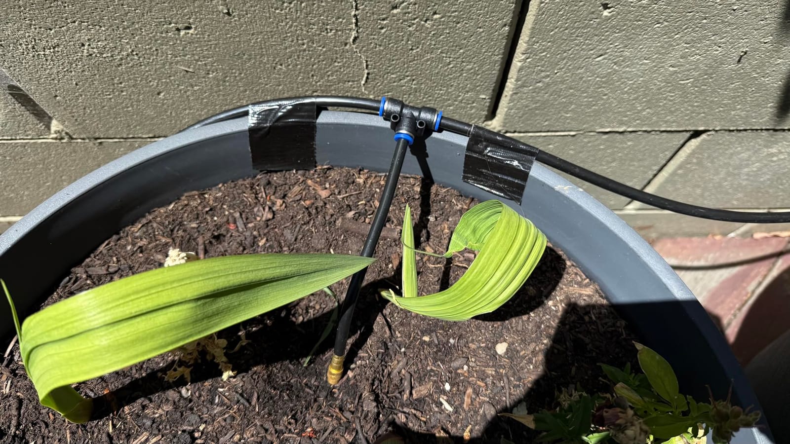 49.21Ft Drip Irrigation Kit System, 360° Bendable Garden Irrigation System | Adjustable Automatic Watering Misting System with 15 Nozzles for Greenhouse, Yard, Lawn, Plant, 5/16