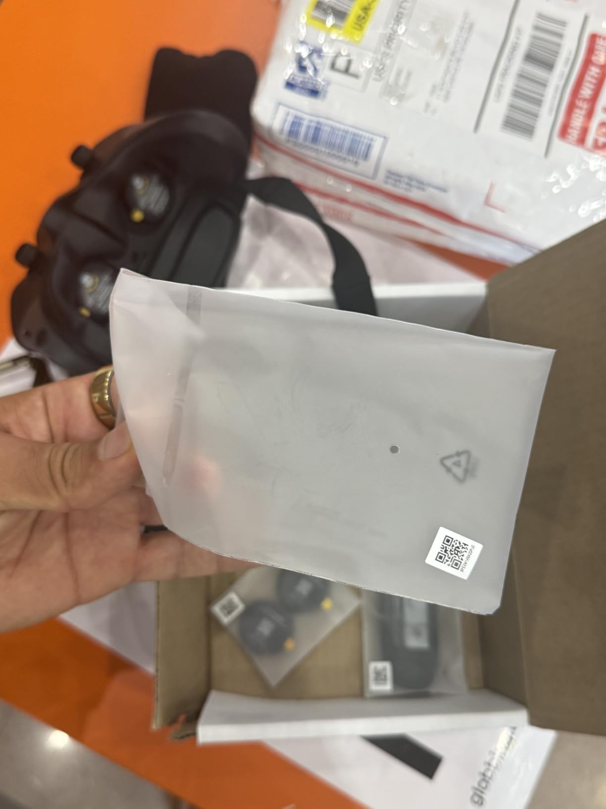 DJI Goggles 3, FPV Goggles with Stunning Micro-OLED Screens, Immersive Flight Experience, O4 HD Video Transmission, Adjustable Diopters, Wireless Streaming, Drone Goggles with Real View PiP | FPV, Stunning Micro-OLED Screens, Immersive Flight Experience, O4 HD Video Transmission, Adjustable Diopters customer photo 2