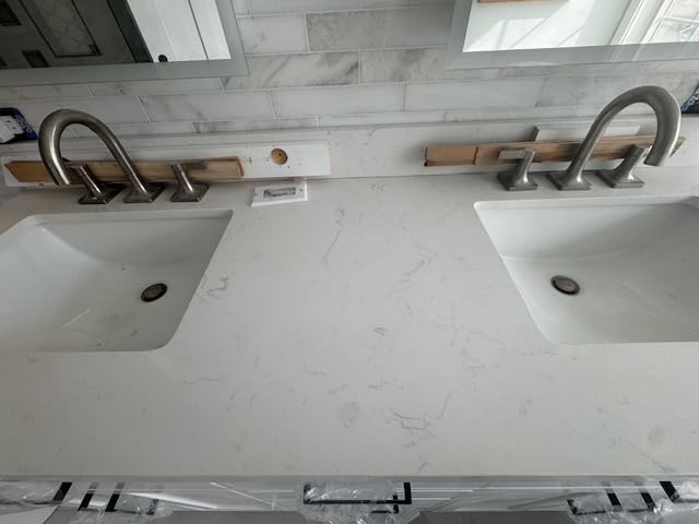 ARIEL Hepburn 60-inch Bathroom Vanity with Sink, Solid Wood, 1.5-inch Carrara White Quartz Countertop & Backsplash, Double Rectangular Porcelain Sink, 4 Soft Closing Doors, 6 Dovetail Drawers, White customer photo 2