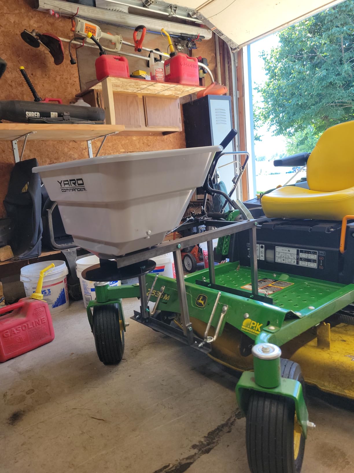 80 LB ATV/UTV Broadcast Spreader - 12-Volt Heavy Duty Motor - Salt, Seed, Fertilizer & More - Adjustable Drop Rate - Included Hopper Cover - Mounts to Front or Rear Utility Rack customer photo 2