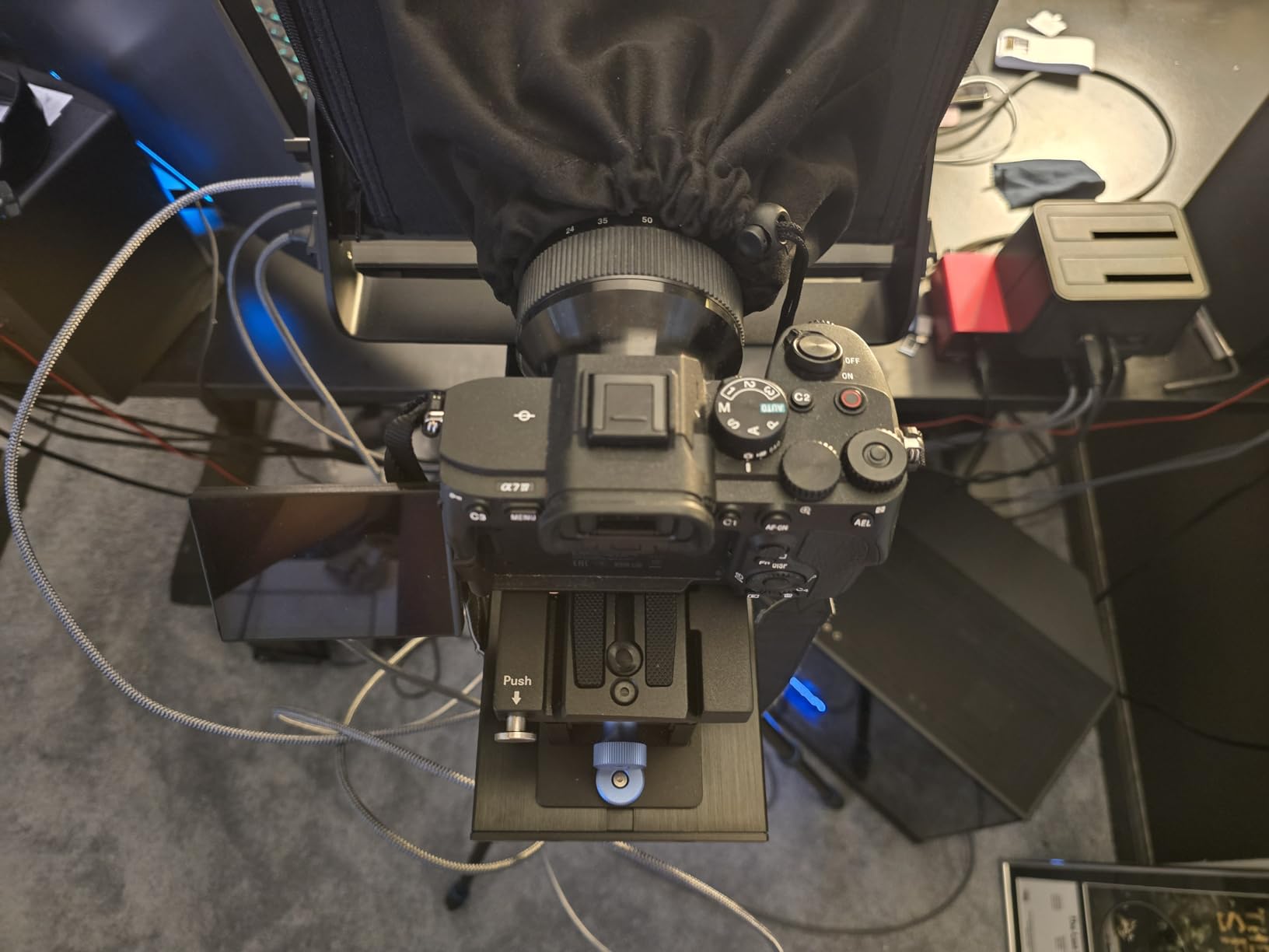 Neewer Teleprompter X14 III with RT113 Remote/App Control, 45 Tilt 14