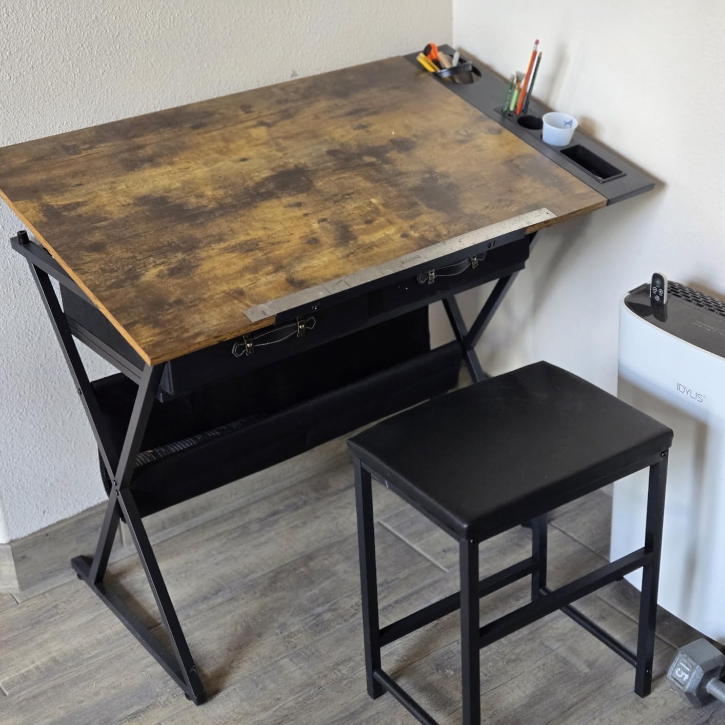 VECELO Drafting Table Art Desk Art Table Adjustable Drawing Table Tilted Tabletop with 2 Storage Drawers and Stool, Drawing Desk for Artist Painters Drawing, Crafting, Reading, Writing, Rustic Brown customer photo 2