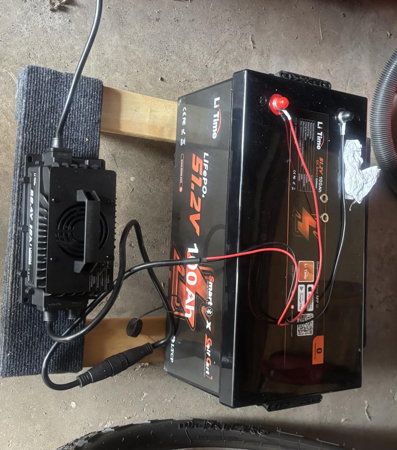 LiTime 48V 18A Lithium Battery Charger, IP65 Waterproof, 58.4V Output AC-DC | For LiFePO4 Battery, Smart 3-Stage Charging with Safety Protection for Golf Cart, Electric Outboard, Boat & Home Applications customer photo 1