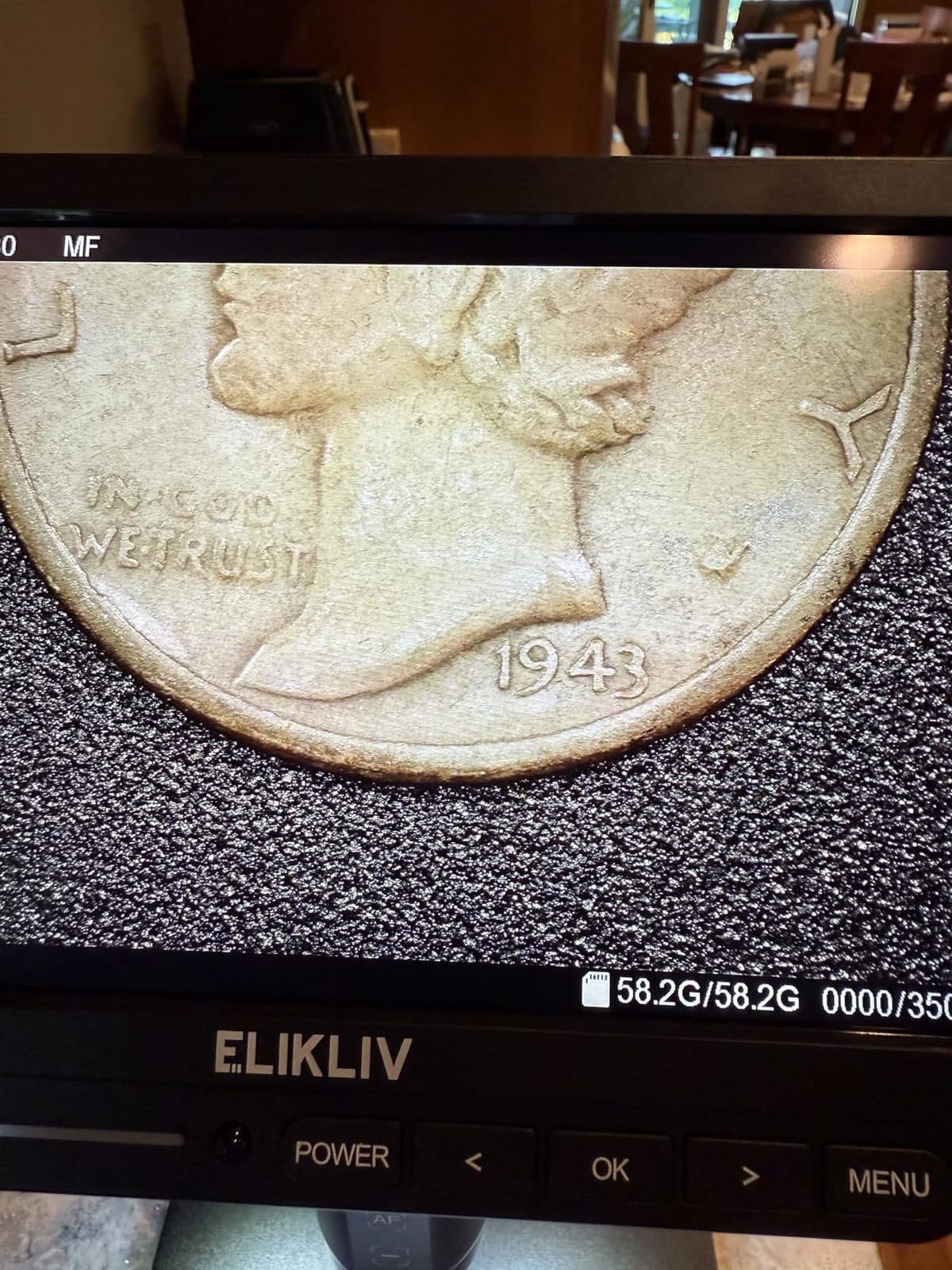 Elikliv Autofocus 4K Digital Microscope EM4K-AF, 52MP Soldering Microscope for PCB Repair, Coin Inspection & Watchmaking, 2000X Magnifier Scope, 8