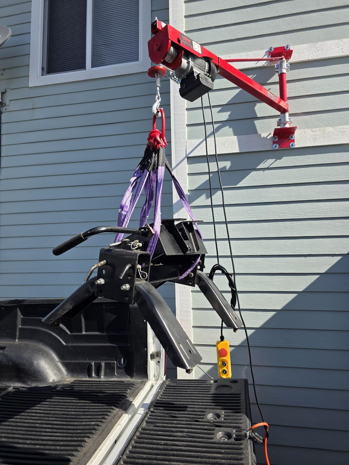 VEVOR Wall Mount Jib Crane, 660 lbs Max Load Capacity Electric Scaffolding Lift, Electric Hoist Holder Swing Arm with Pole, Steel Hoist Frame, 180° Swivel Scaffold Lifting Arm for Electric Hoist customer photo 2