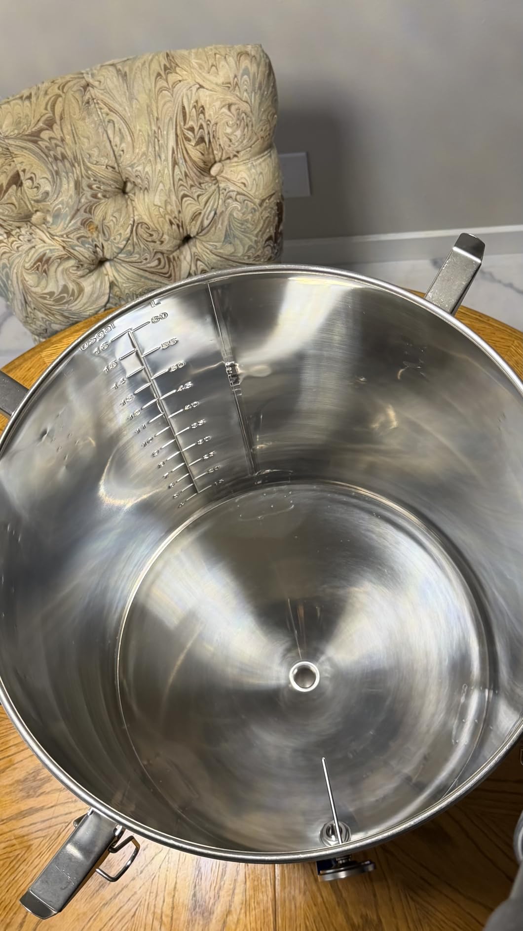 VEVOR Fermentation Tank 8 Gallon Stainless Steel Beer Brew Fermentor with Conical Base customer photo 2