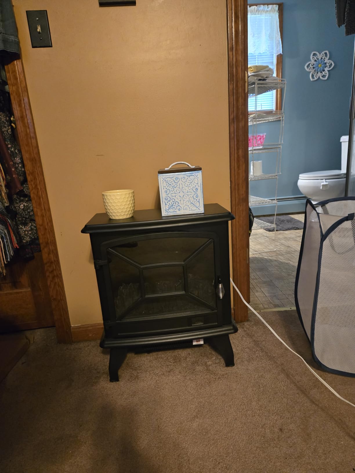 Silonn Electric Fireplace Heater, Quick Heating Portable Fireplace with App & Remote, 24