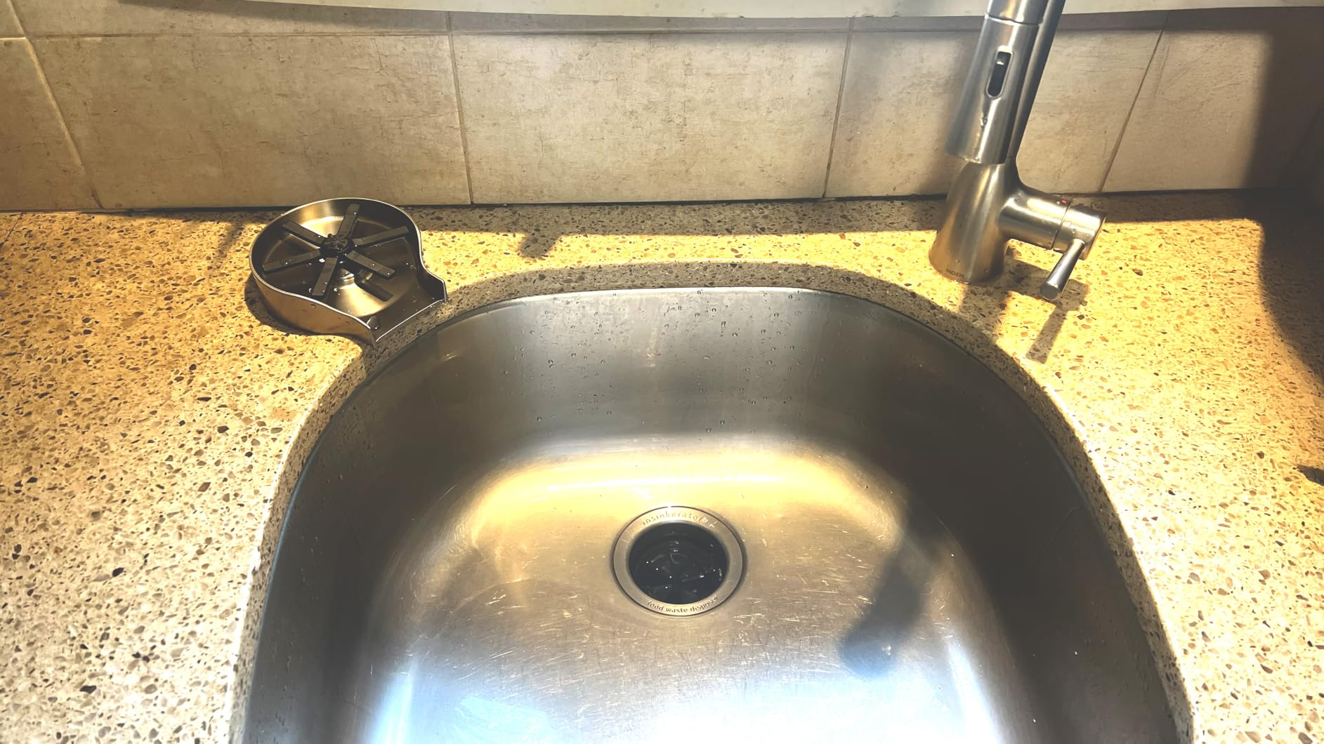 KRAUS CleanMate Glass Rinser for Kitchen Sink in Spot-Free Stainless Steel Color Finish, KGR-500SFS customer photo 2