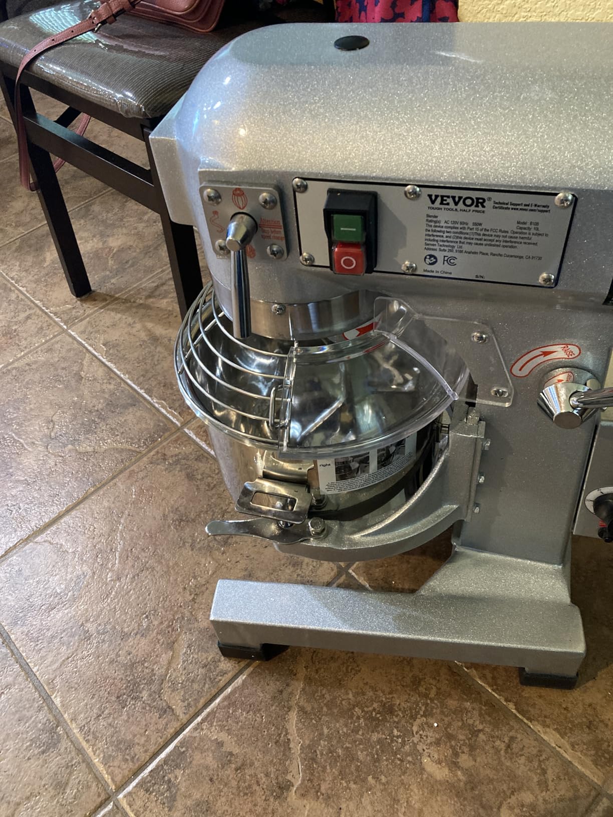 VEVOR Commercial Food Mixer 20Qt, Commercial Mixer with 3 Adjustable Speeds, 1100W Dough Mixer,Commercial Stand Mixer with Stainless Steel Bowl customer photo 1