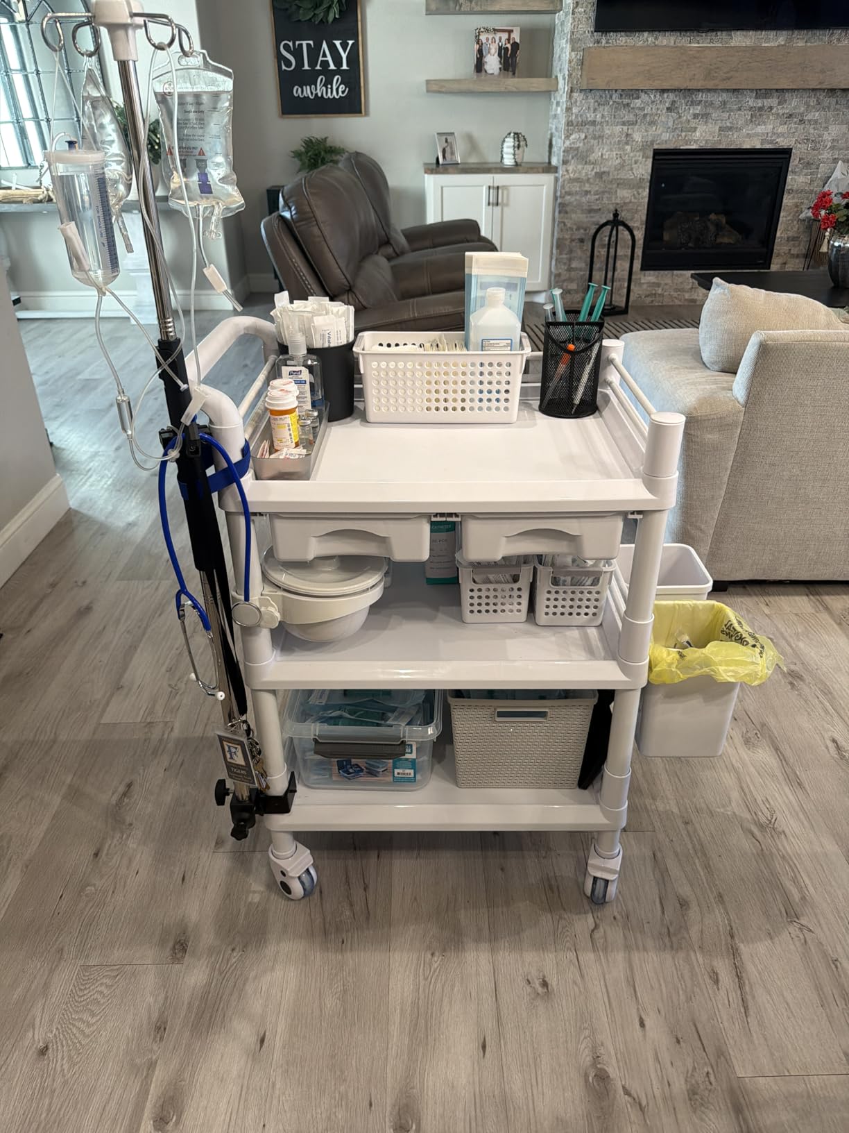 VEVOR Medical Mobile Trolley Cart with 2 Drawers & 3 Trash Cans, 3 Tiers Beauty Salon Rolling Trolley with 4 Silent Wheels & 2 Dirts Bucket & Bowl, Medical Utility Cart for Hospital Dental Clinic Lab customer photo 2