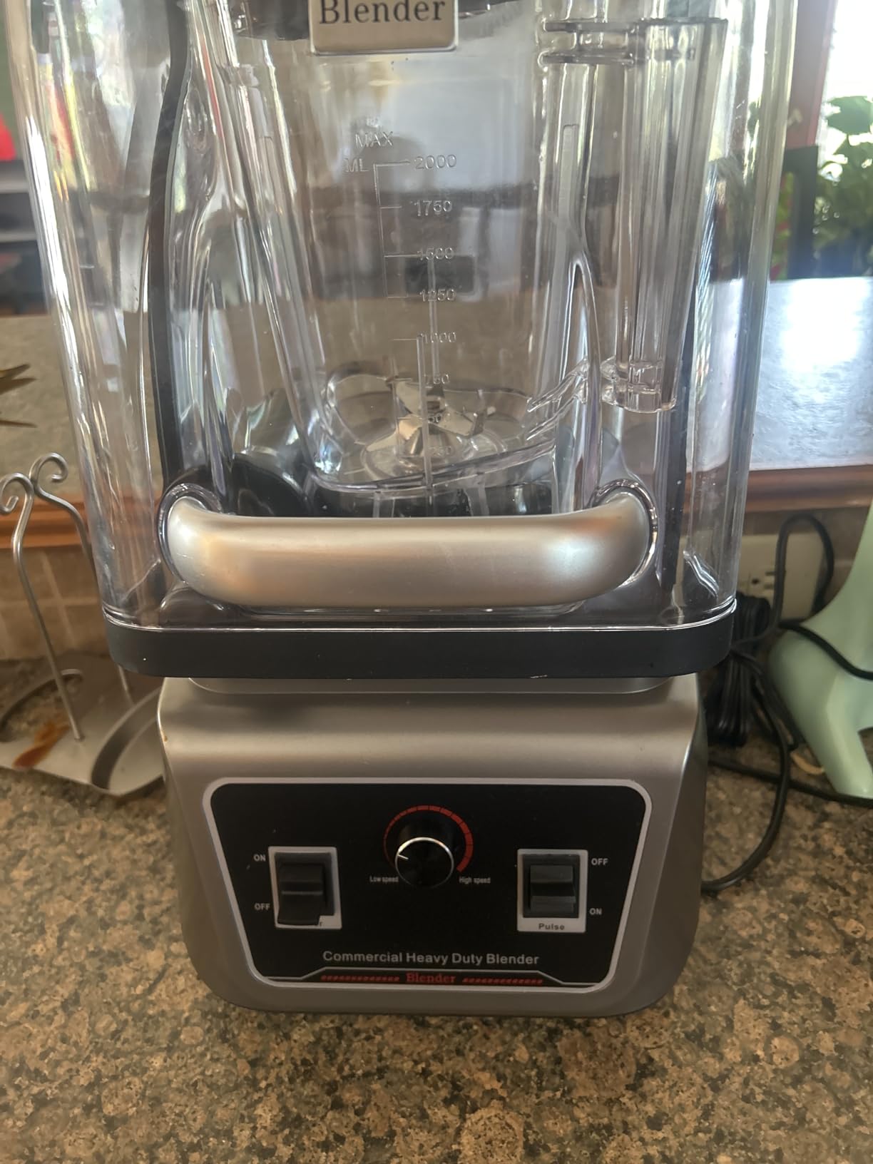Commercial Blender with Soundproof Shield, 70 Oz Quiet Professional Blenders, Heavy Duty Blender with Strong and Quiet Professional-Grade Power, Self-Cleaning, Quiet Sound Enclosure, 2200W customer photo 2