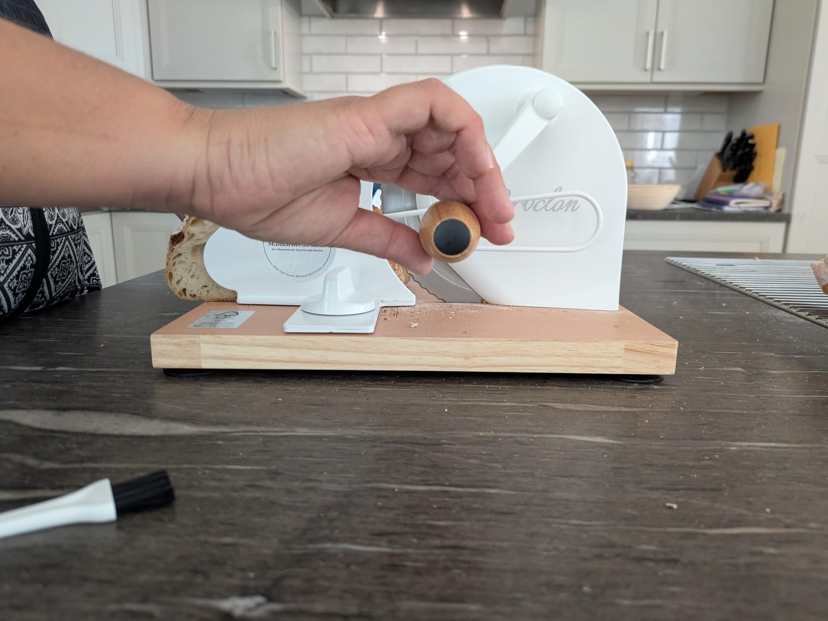 Brvclon Manual Bread Slicer Adjustable Thickness, Hand Crank Bread Slicer for Homemade Sourdough Bread with Scale Line & Suction Cup & Metal Guide, Quality Solid Wood Base customer photo 1