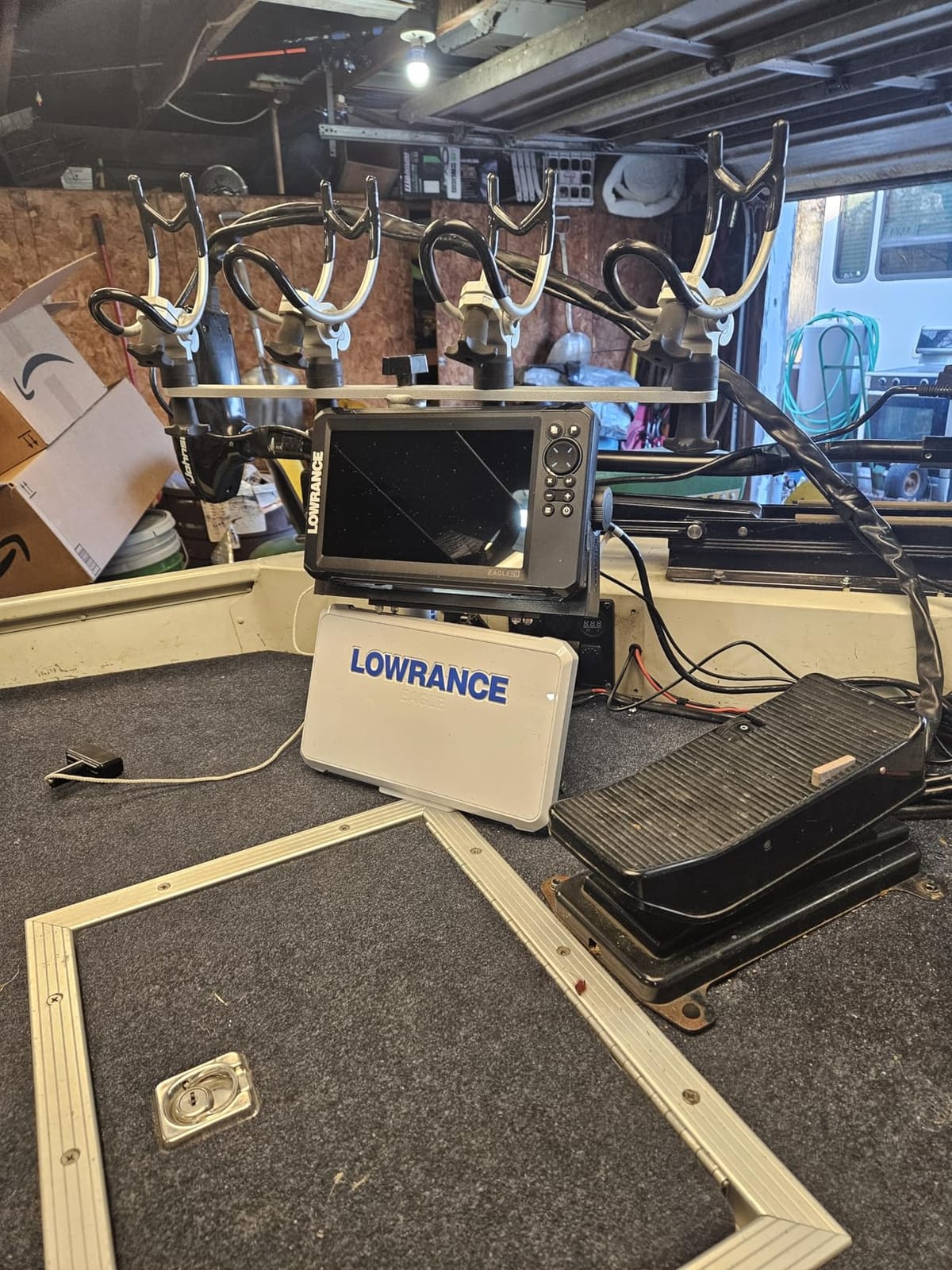 Lowrance Eagle Eye Fishfinder with Live Sonar, Chirp Sonar and DownScan with Fish Reveal customer photo 1