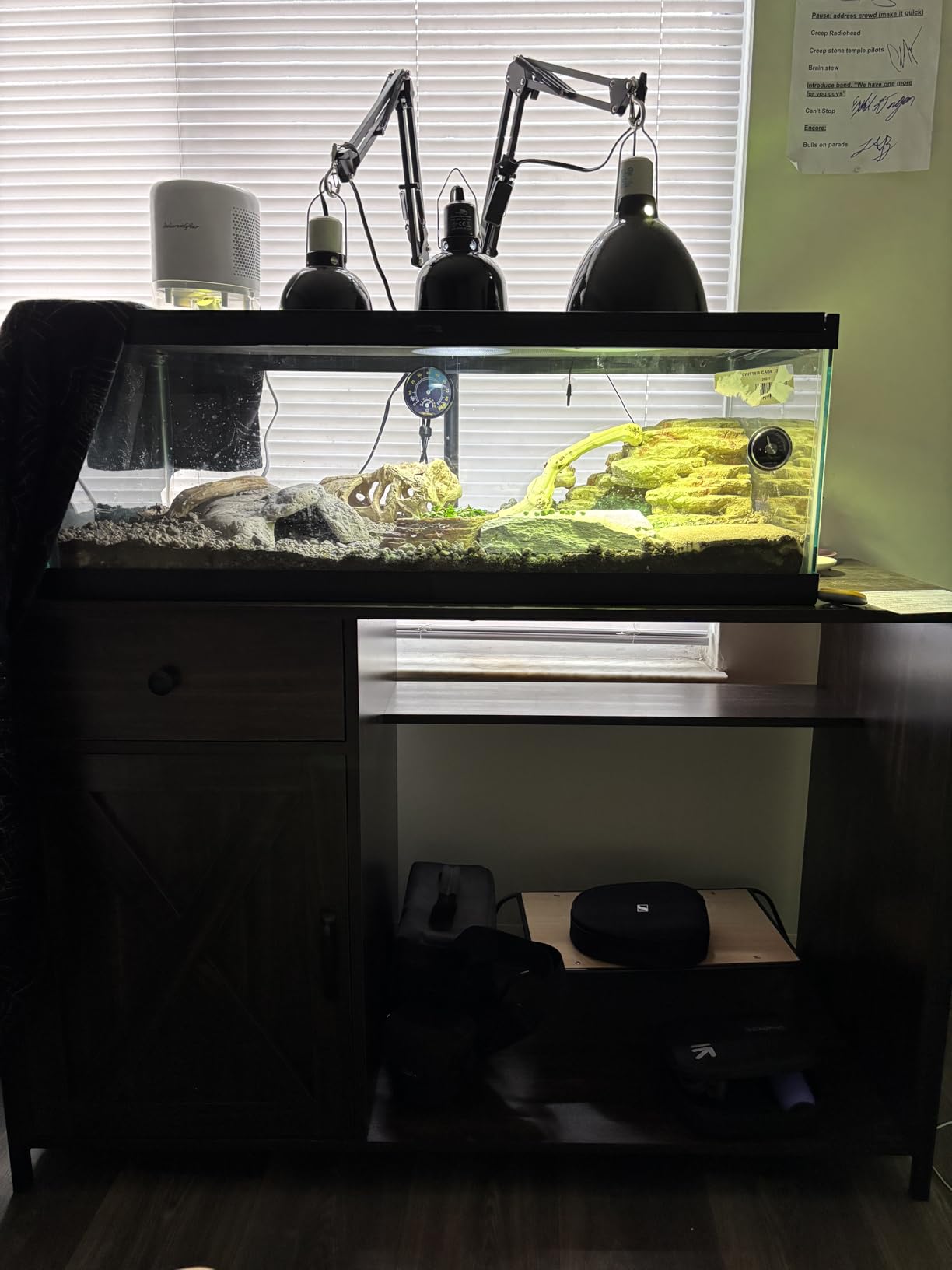4ever2buy 55-75 Gallon Fish Tank Stand with Power Outlets, LED Light, Heavy Duty Aquarium Stand with Cabinet for Fish Tank Accessories Storage, for Turtle Tank, Reptile Terrarium, 1100LBS, Oak customer photo 1