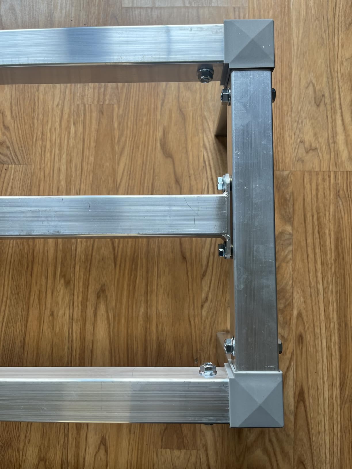 VEVOR Aluminum Dunnage Rack, 36