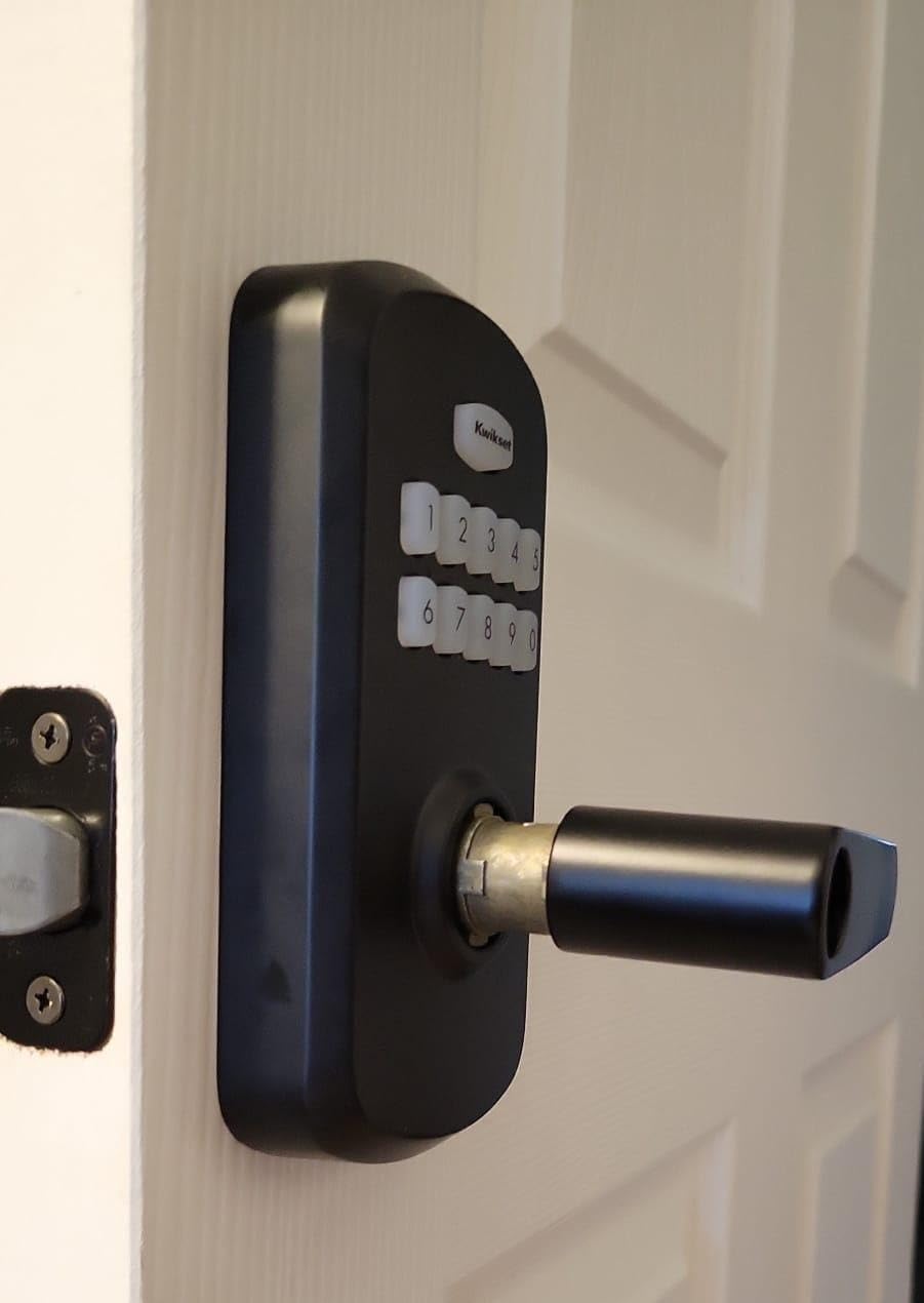 Kwikset SmartCode 955 Light Commercial 10-Button Keypad Satin Chrome Electronic Kingston Lever, Featuring Convenient Keyless Entry, 3-Year Battery Life and High Traffic Durability customer photo 2